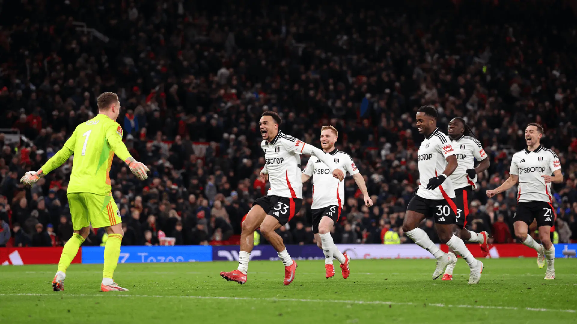 Manchester United v Fulham | Match Highlights | Emirates FA Cup