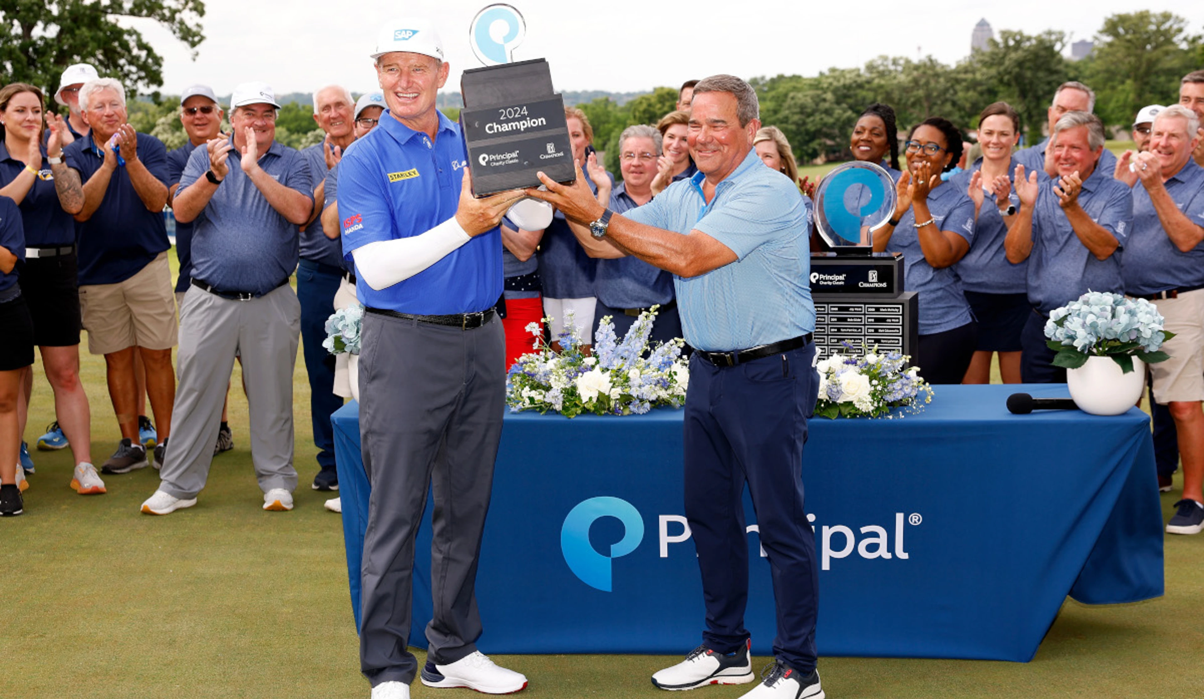 Ernie Els shoots 65, wins Principal Charity Classic by two strokes