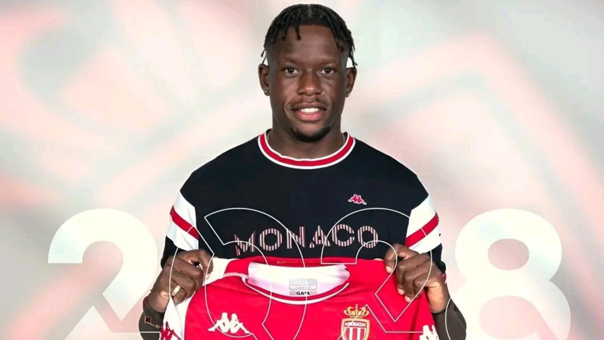 Monaco sign Zakaria from Juventus