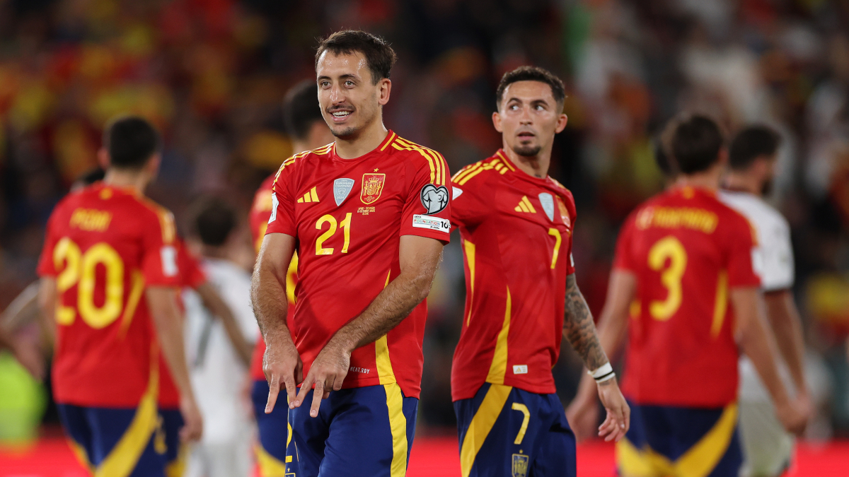 Spain beat Georgia to edge closer to World Cup spot