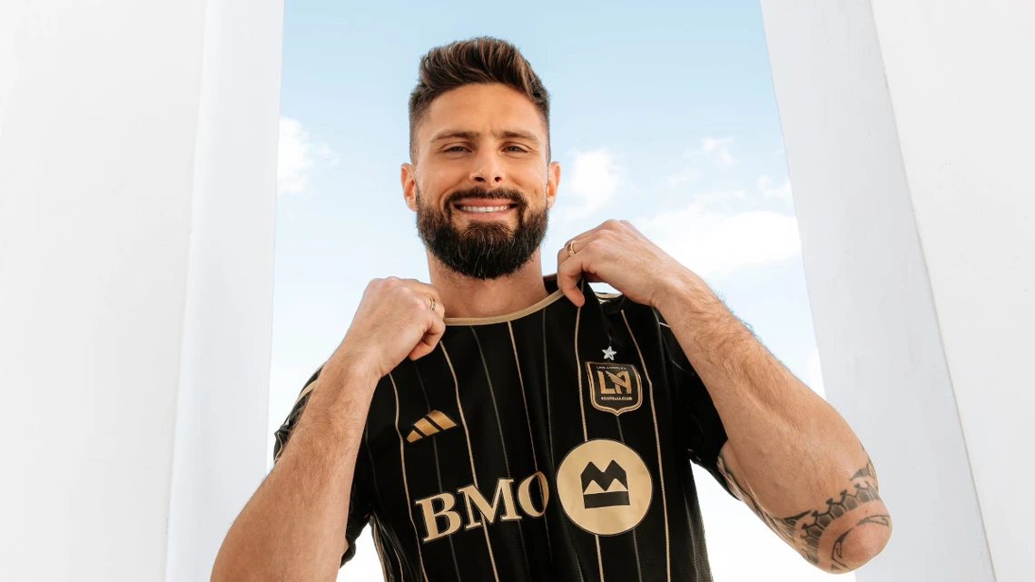 Giroud a coup on and off pitch - Los Angeles FC