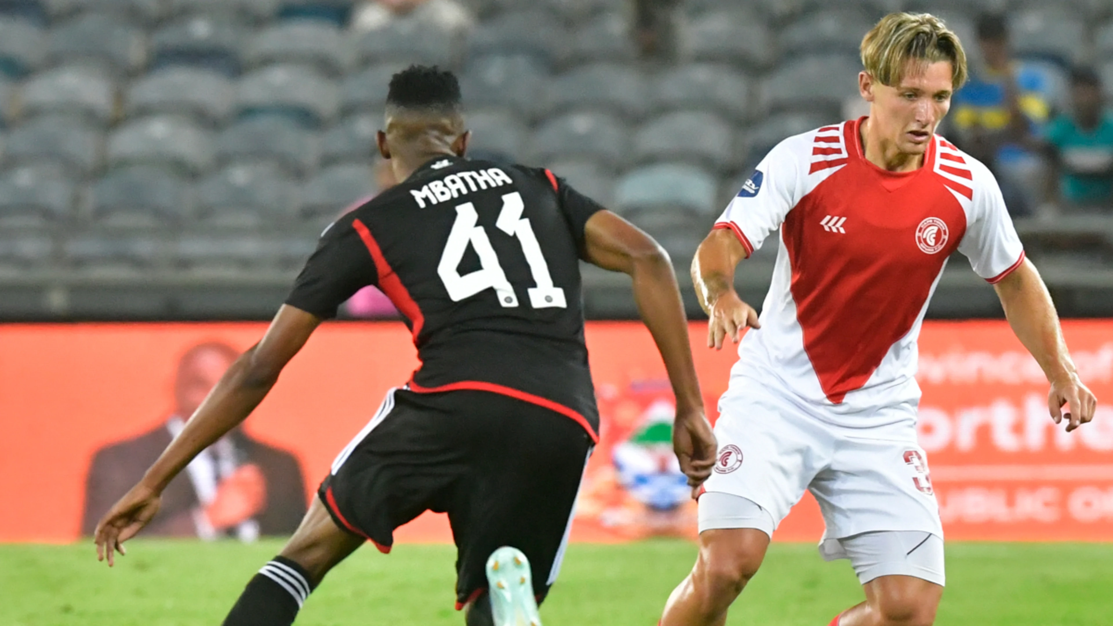 Spurs grind to share points with Pirates