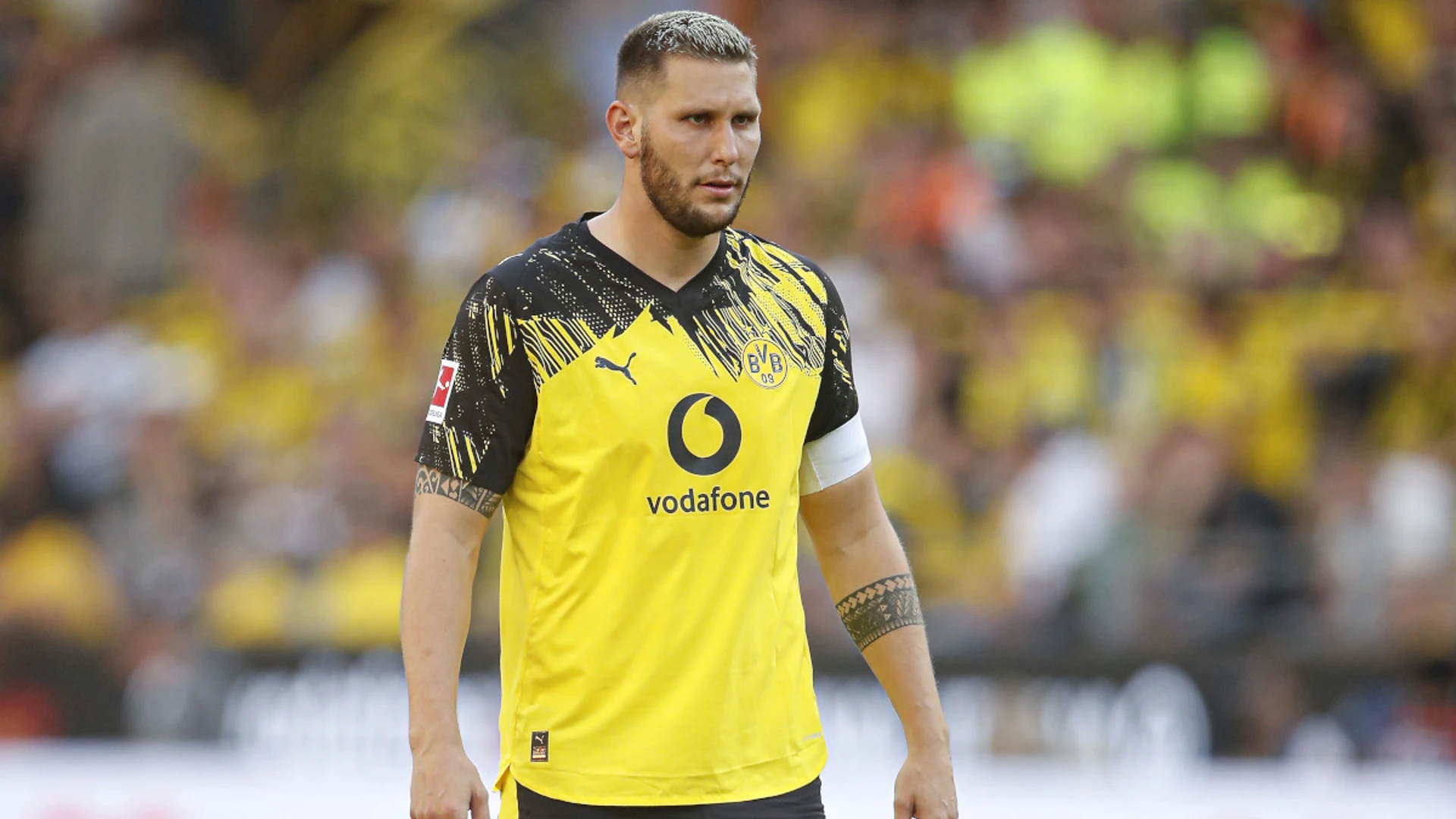 Dortmund defender Suele out for two months with muscle injury