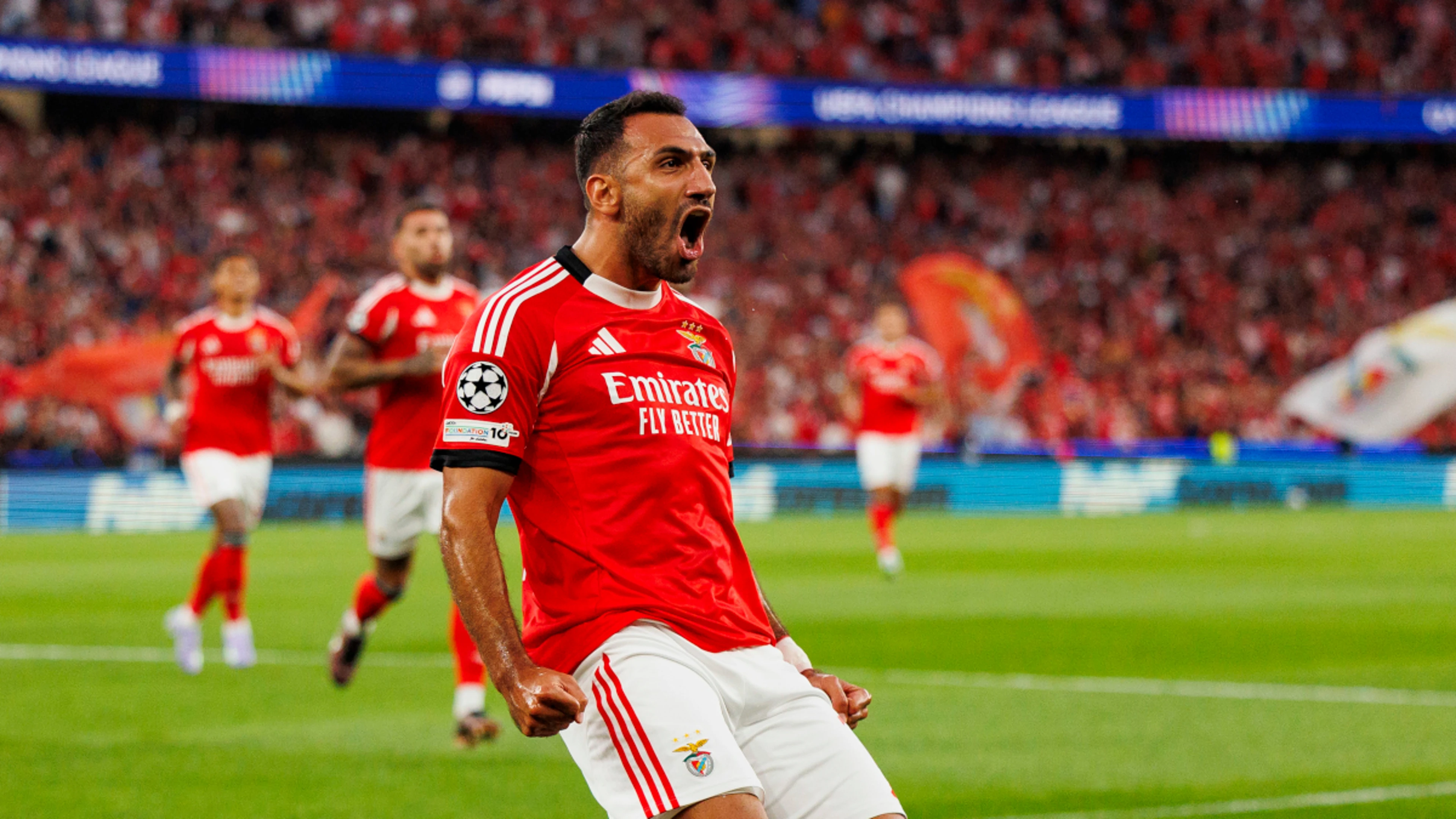 Rangers humiliated, Benfica deny Mourinho's Fenerbahce Champions League place