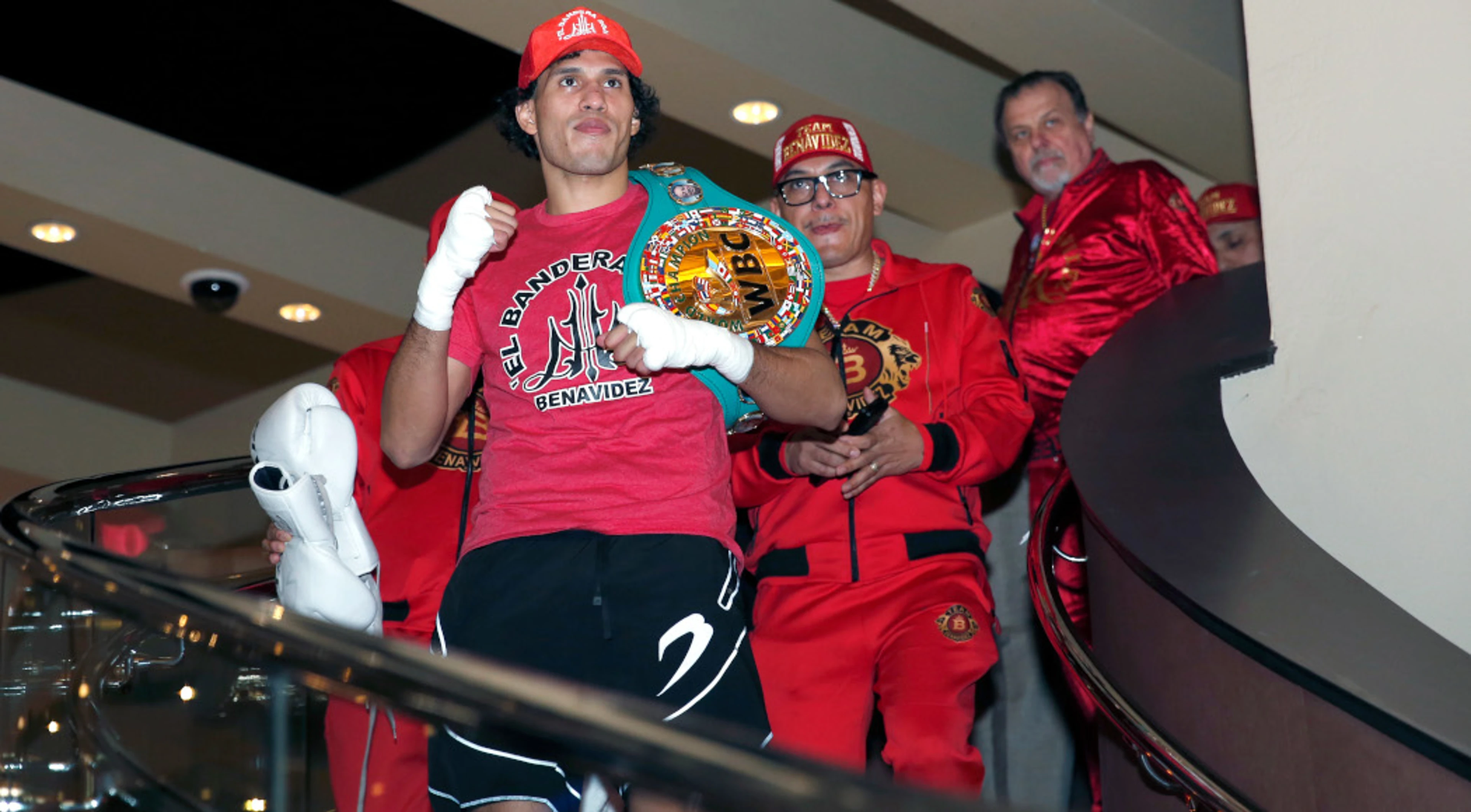 Benavidez retains WBC interim title