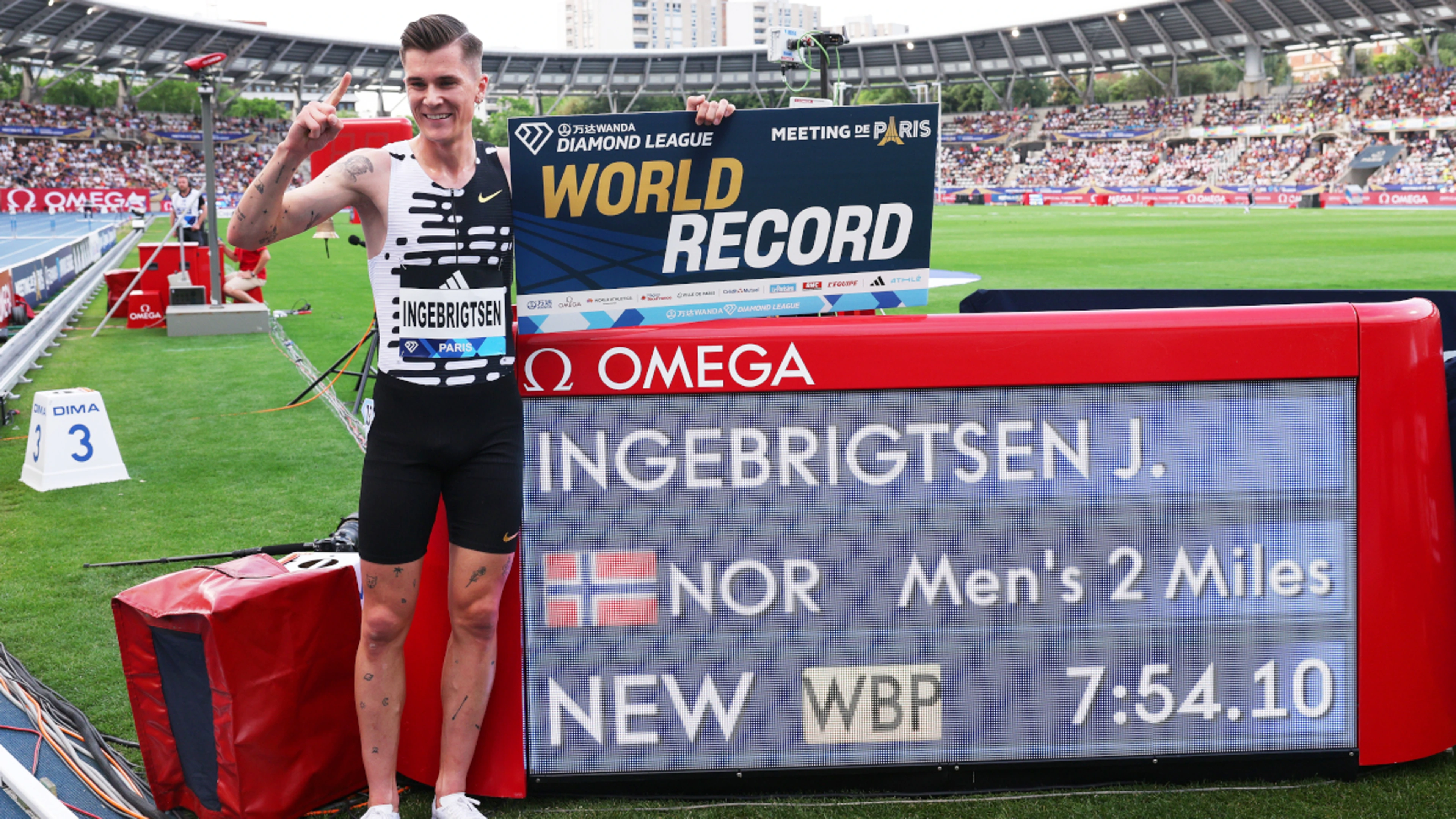 Ingebrigtsen sets new world record for rarely-run 2-mile event