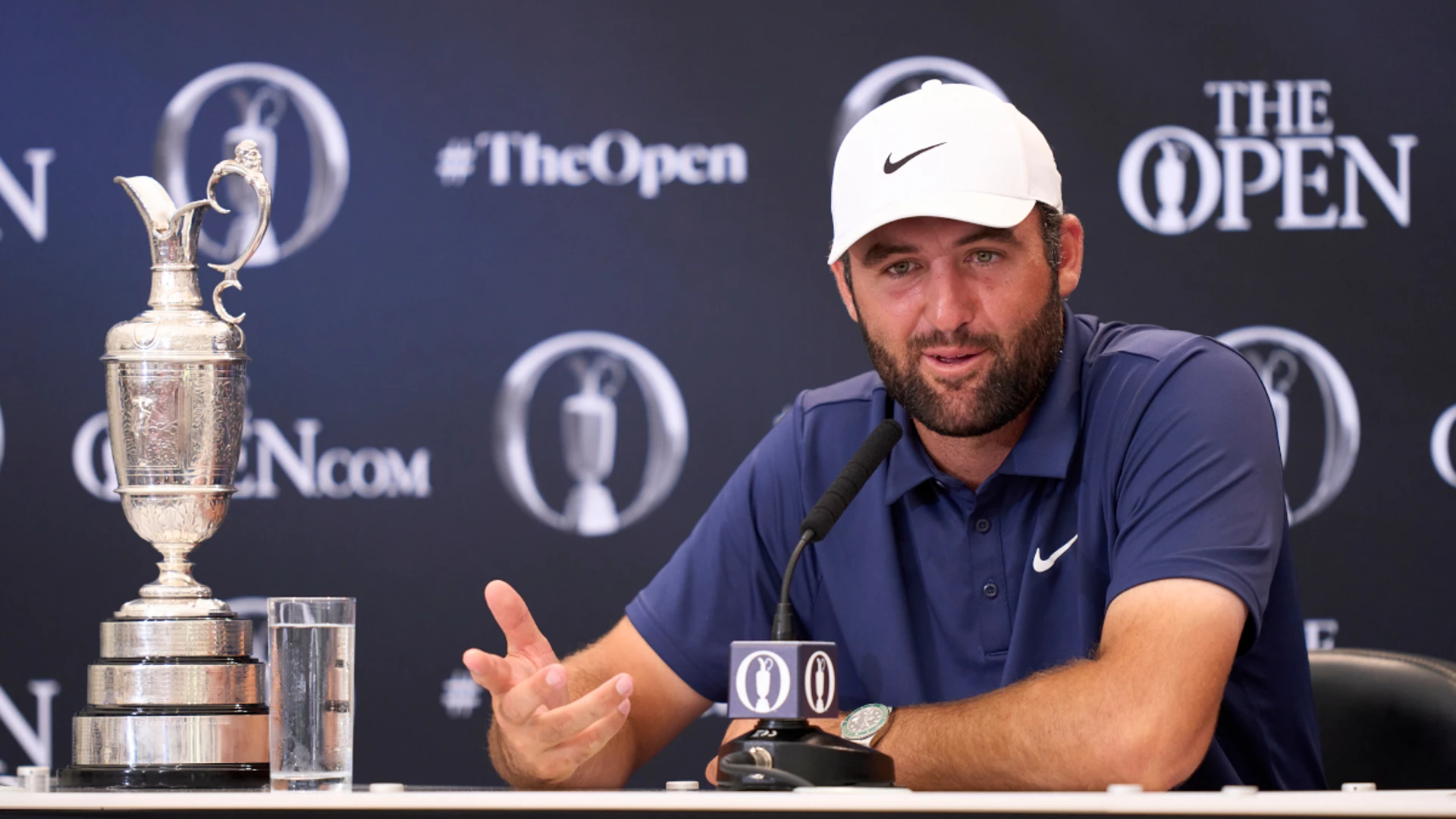 Tiger comparisons 'silly' for dominant Scheffler