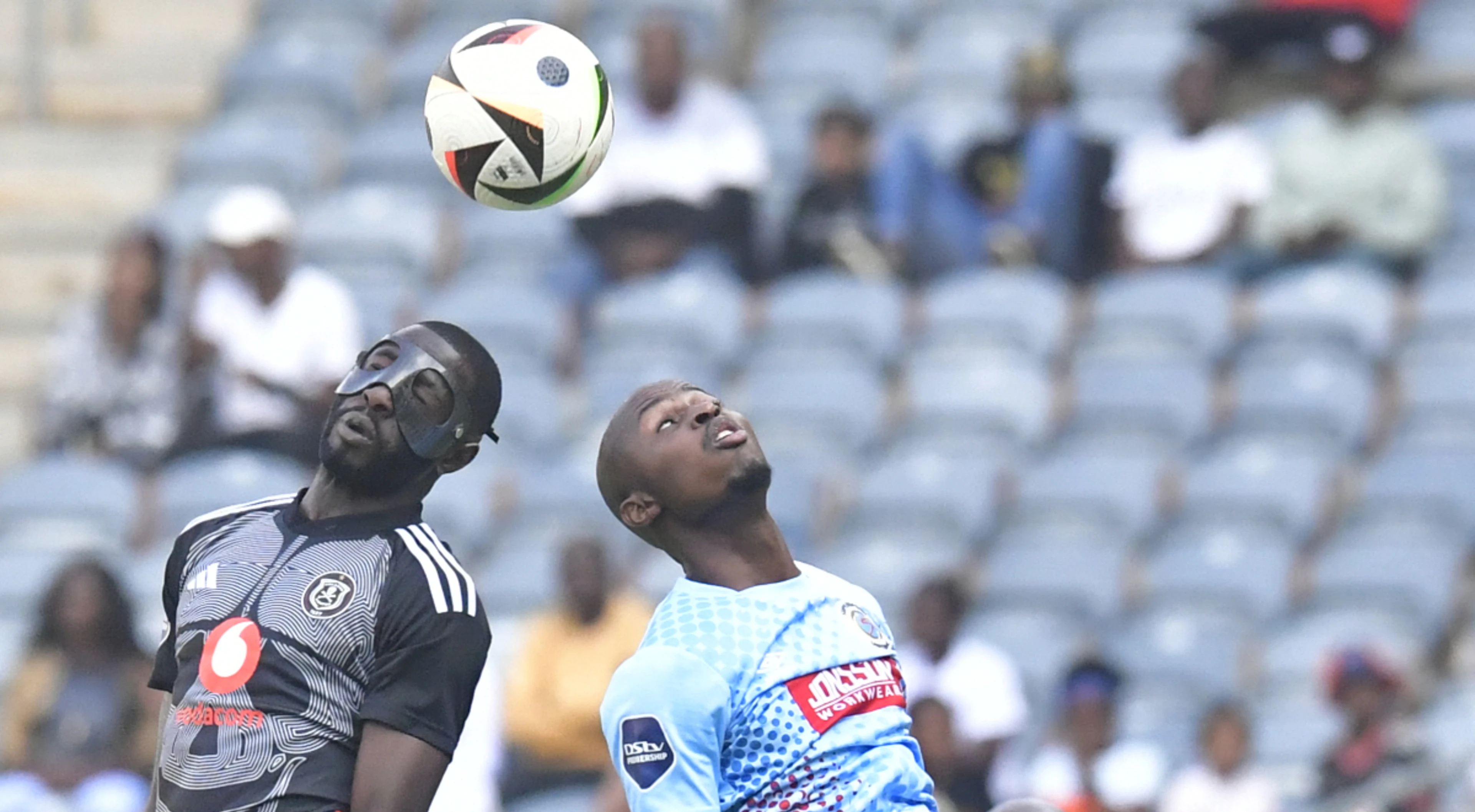 MTN8 QF: Pirates and SuperSport United face off