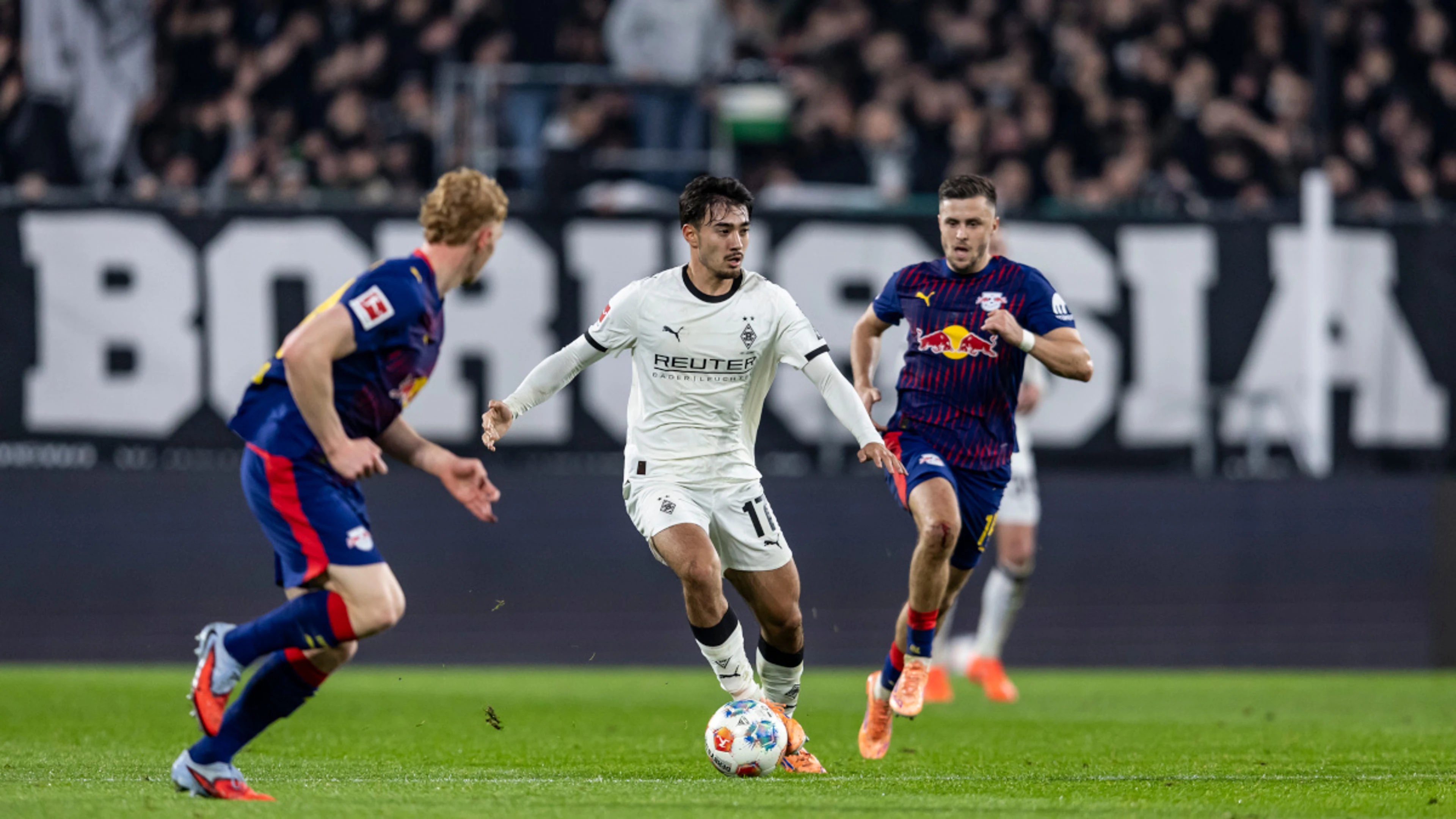 Leipzig held to Gladbach stalemate