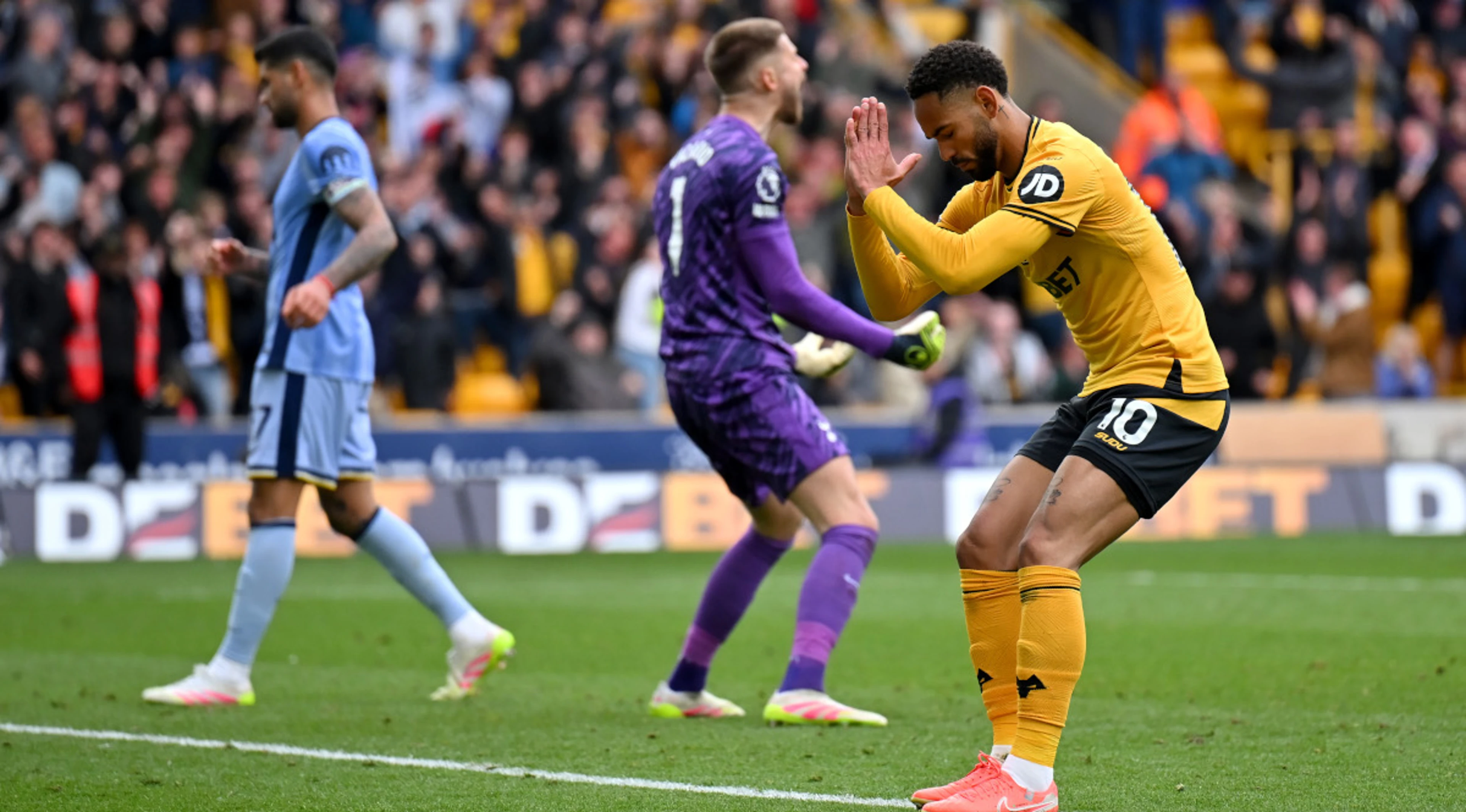 Wolves headed for safety after win over careless Tottenham