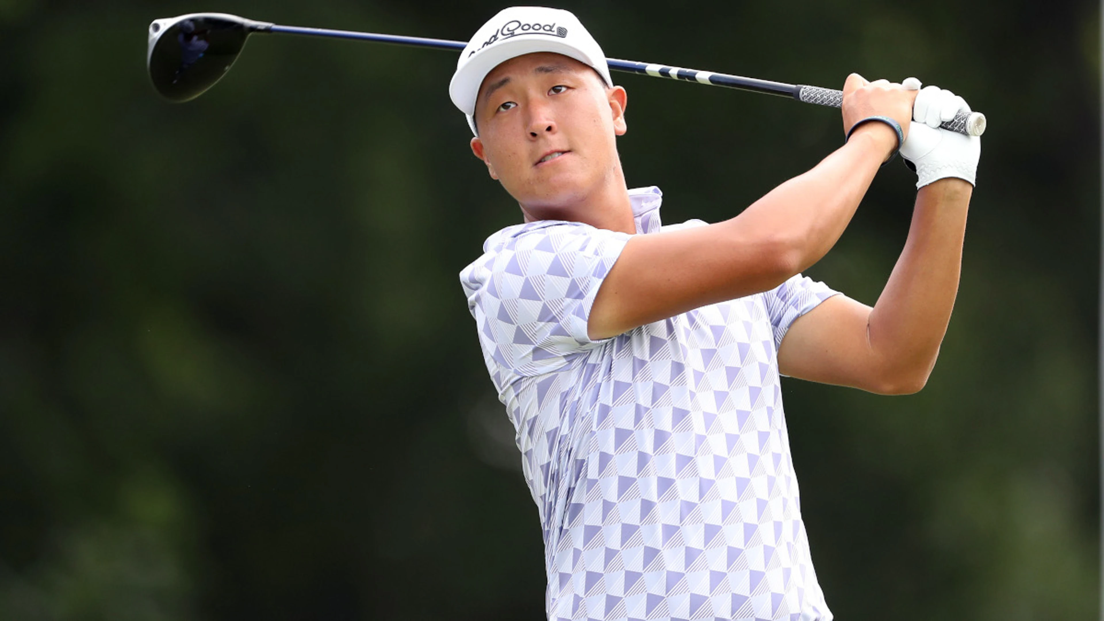 Pak grabs lead as Scheffler looks for third straight win