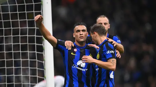 Inter squeeze past Salzburg to move top of Champions League Group D