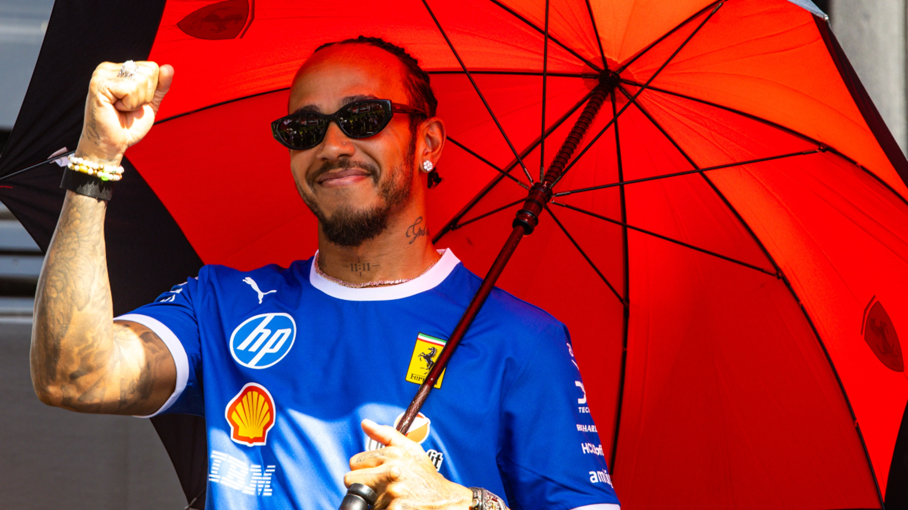  TRULY SOMETHING UNIQUE: Hamilton pays tribute to Tifosi