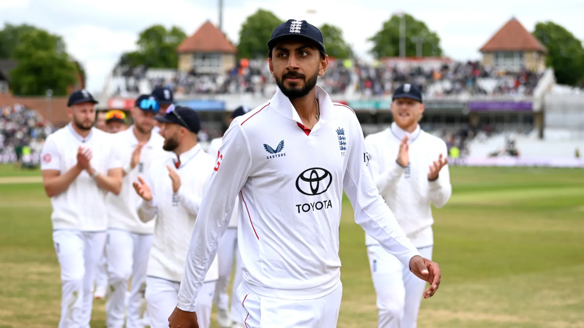 DAY 3: Bashir strikes as England thrash Zimbabwe by an innings