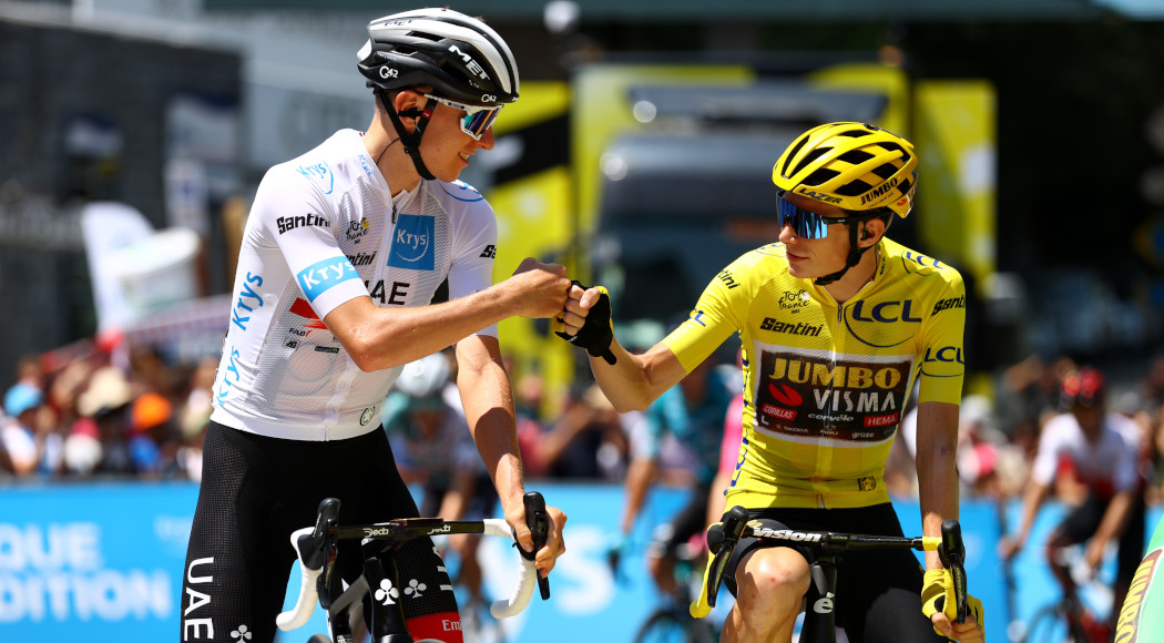 Sporting Vingegaard waits for Pogacar after fall