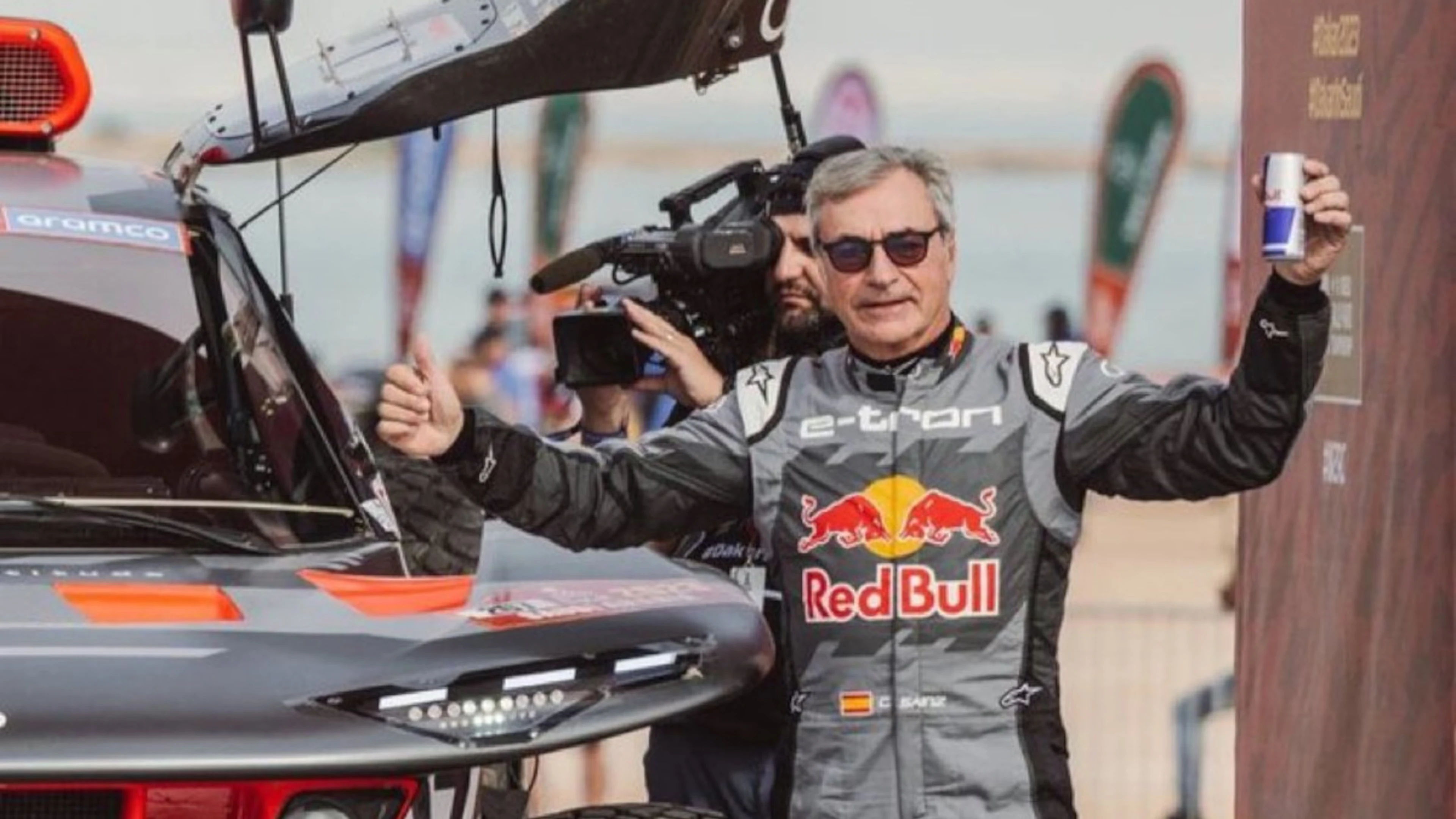 'El Matador' Sainz makes Dakar Rally history