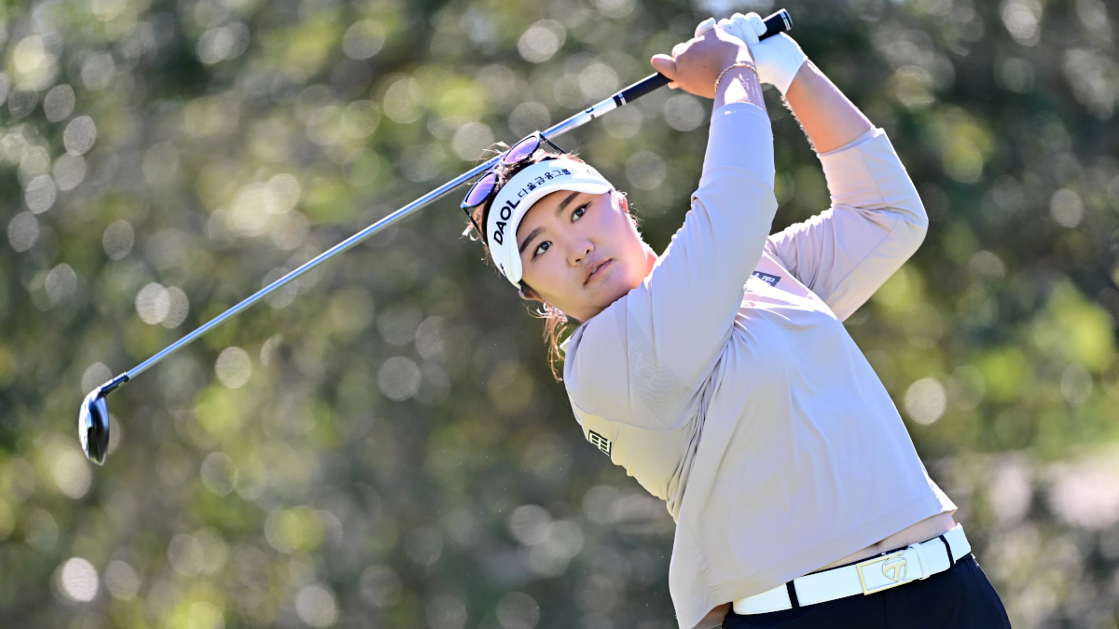 Ryu grabs LPGA lead, Kai Trump struggles in debut