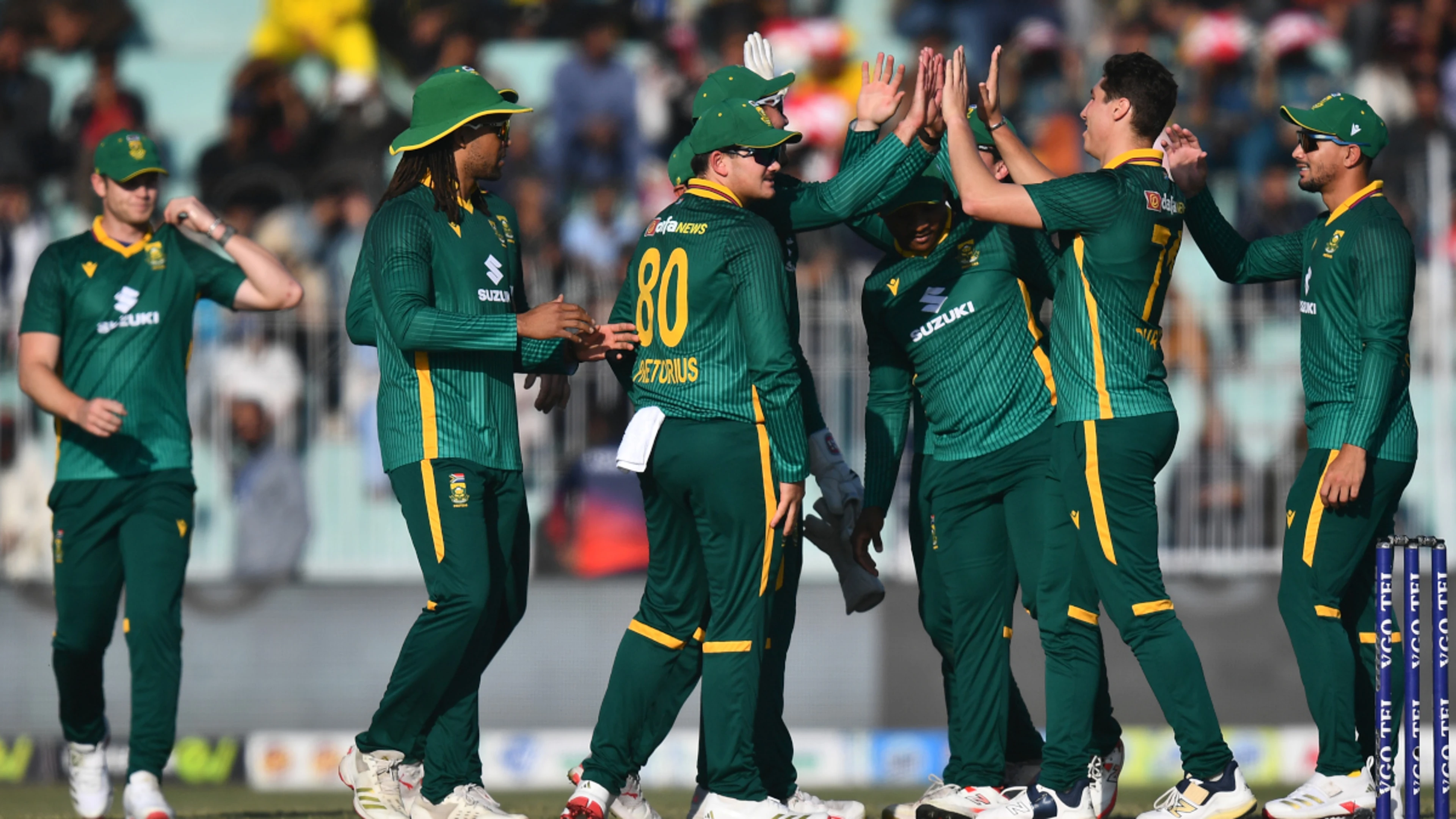 Thick fog causes toss delay