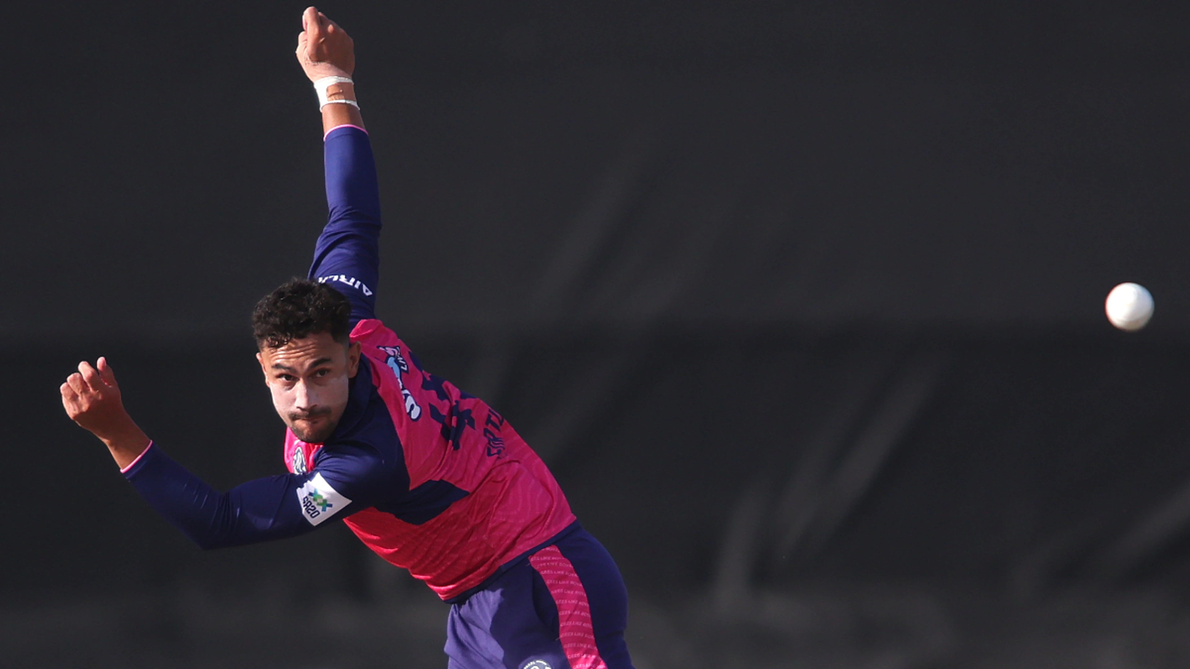 MI Cape Town in a spin, Royals claim bonus-point win