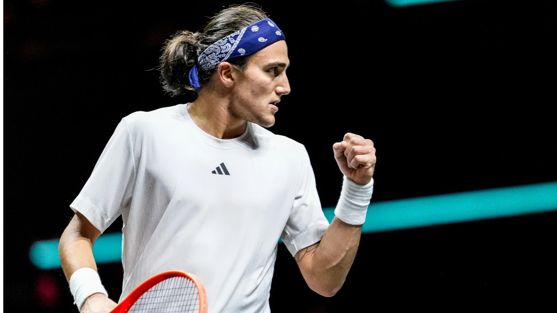 Tsitsipas falls to giant-killer Bellucci in Rotterdam