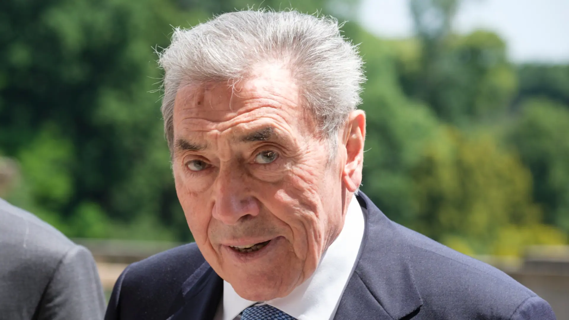 Legendary cyclist Merckx discharged from hospital