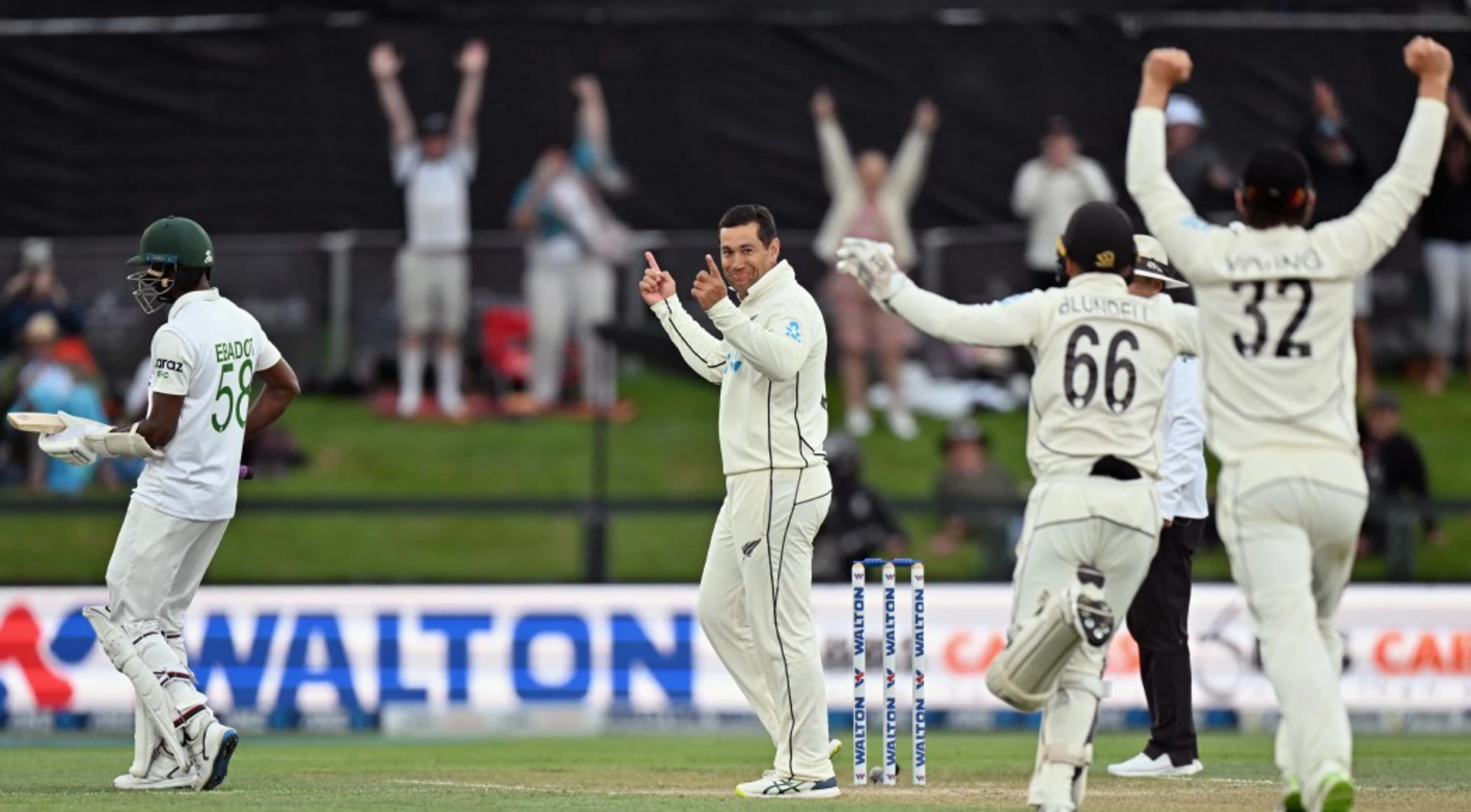 Fairytale end as Taylor seals New Zealand win over Bangladesh