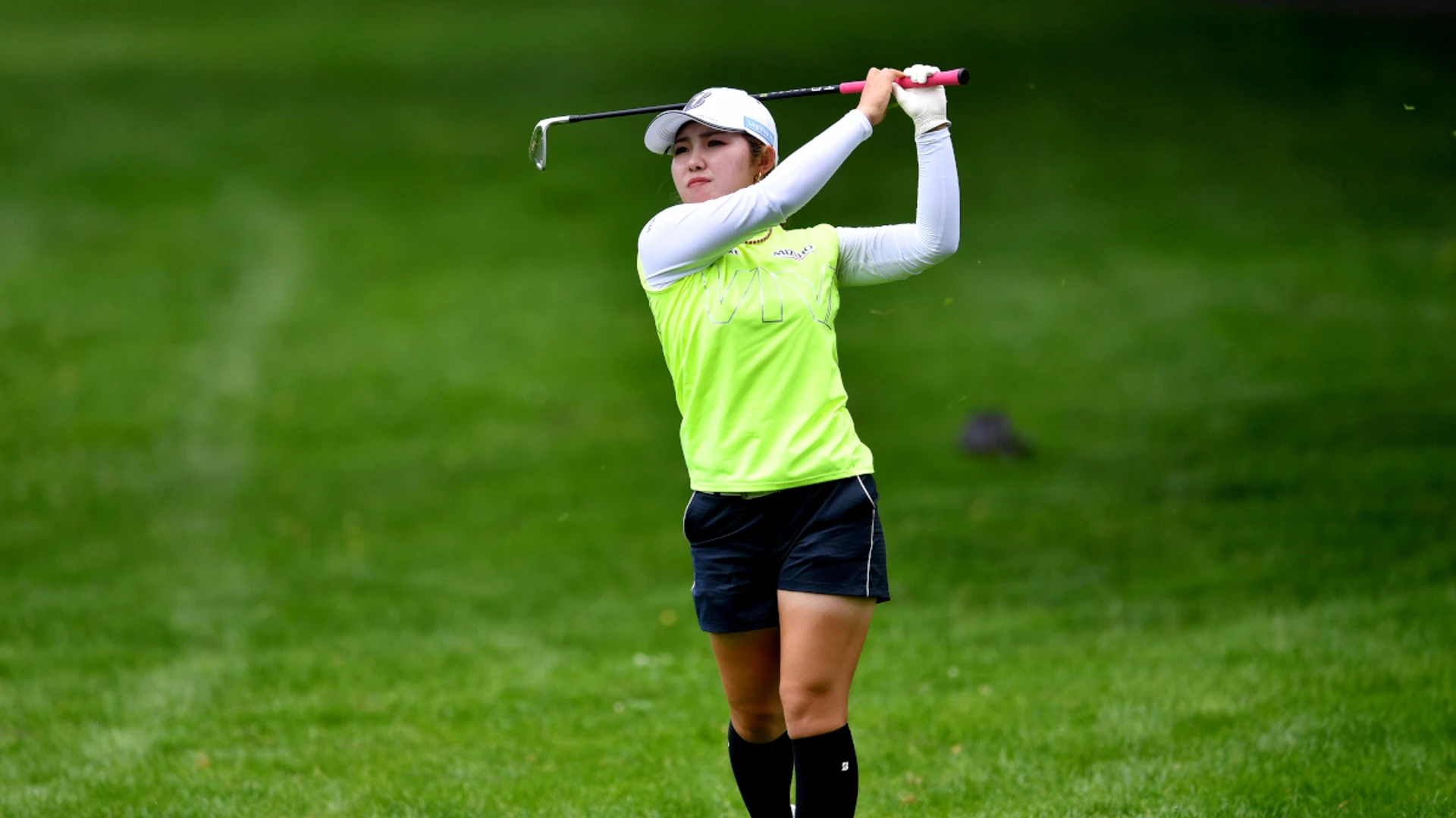 Japan's Furue leads as bad weather hits Evian Championship