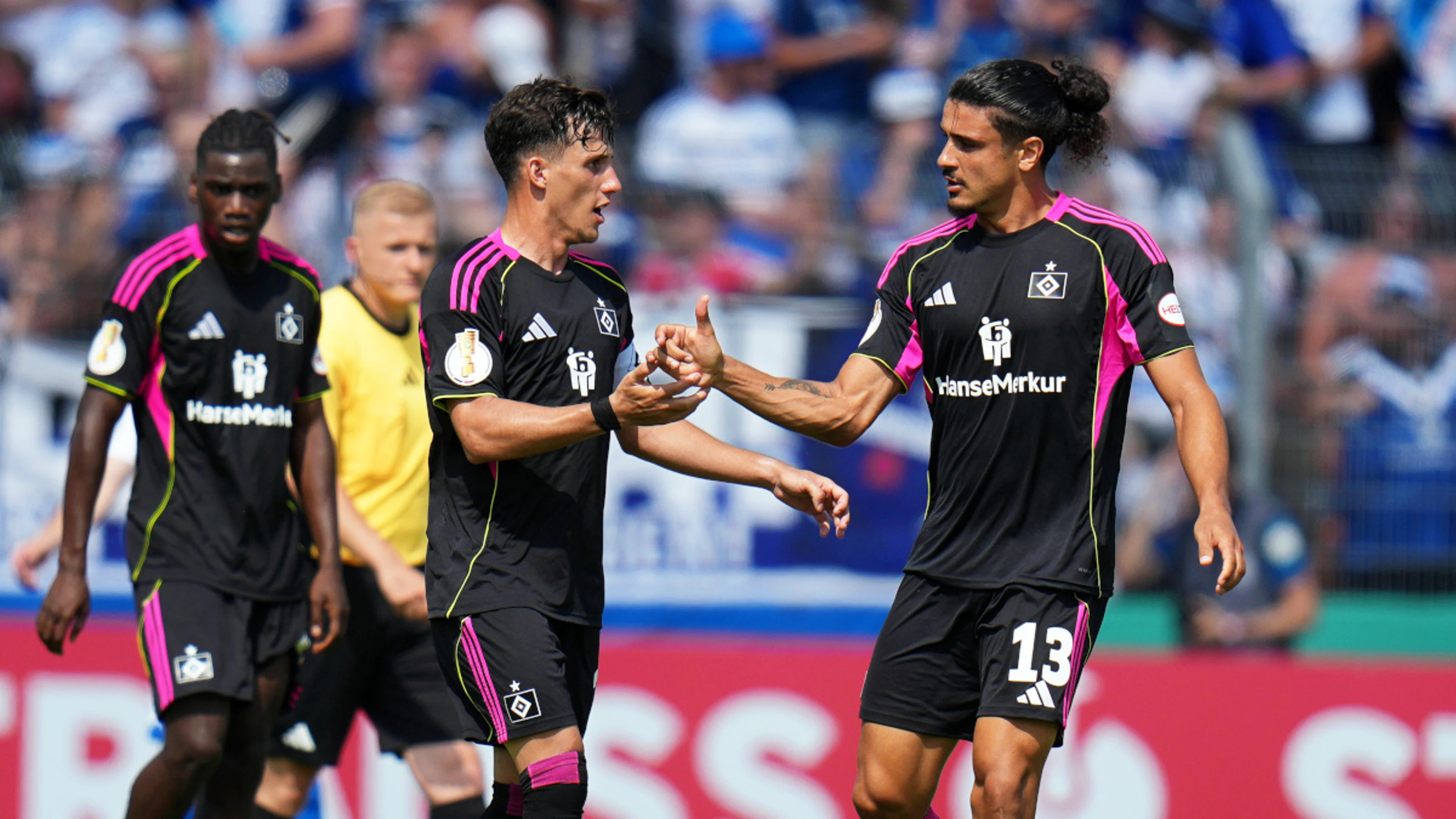 Hamburg avoid German Cup embarrassment in extra time