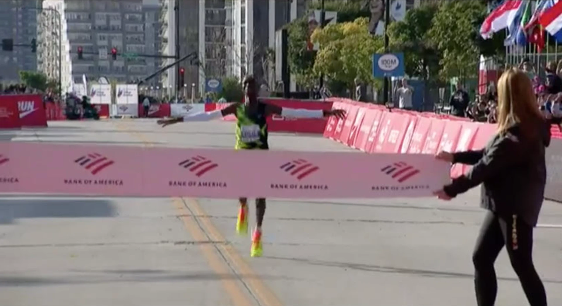 Chicago Marathon | Race Highlights