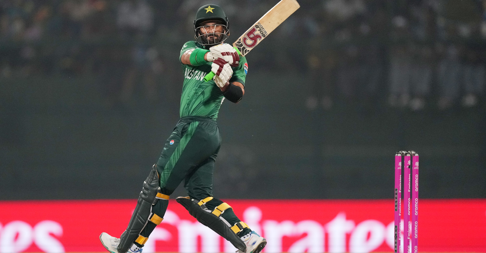 NZ into T20 World Cup semis as Sri Lanka avoid big Pakistan defeat