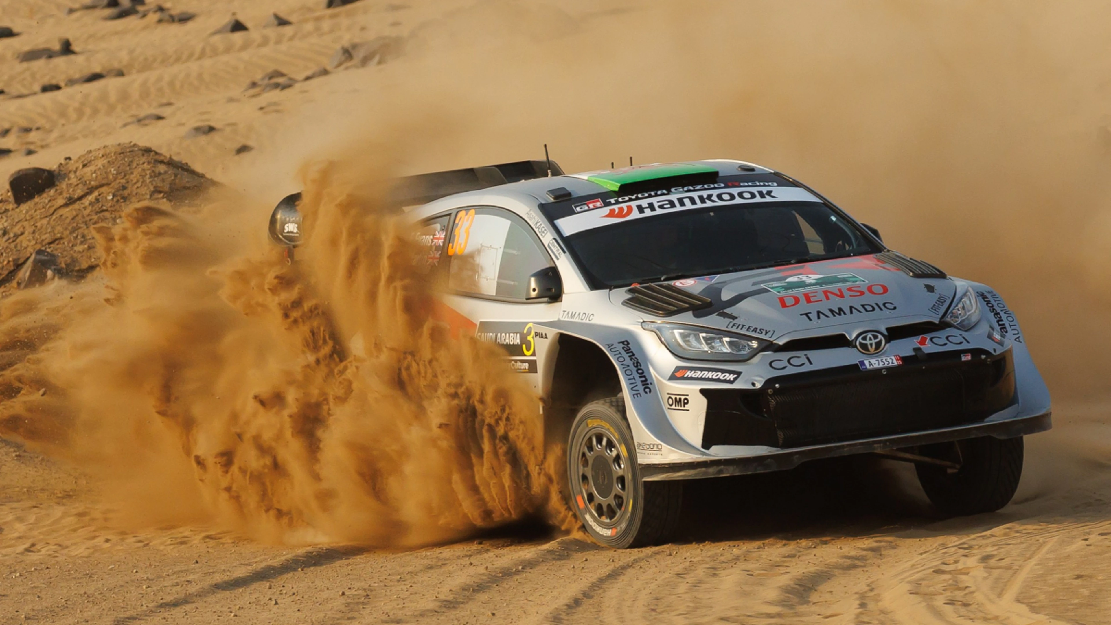 Evans' title hopes hit by puncture at Rally Saudi Arabia