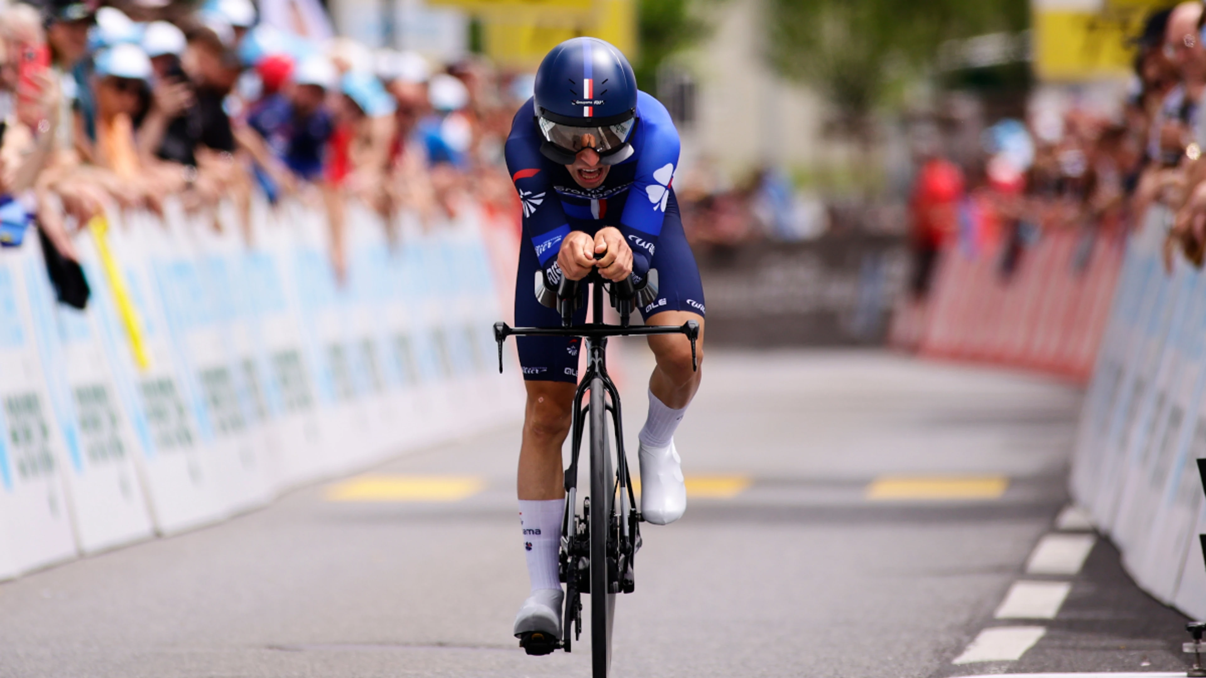 French cyclist Martinez signs for Team Bahrain