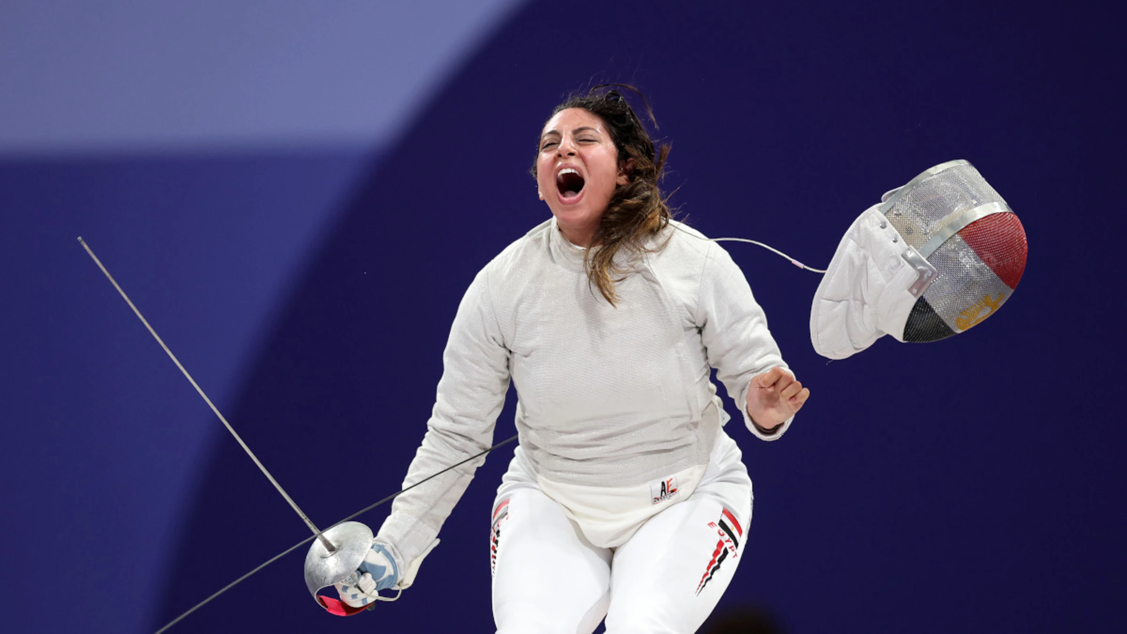 'LITTLE OLYMPIAN': Fencer says competed in Paris heavily pregnant