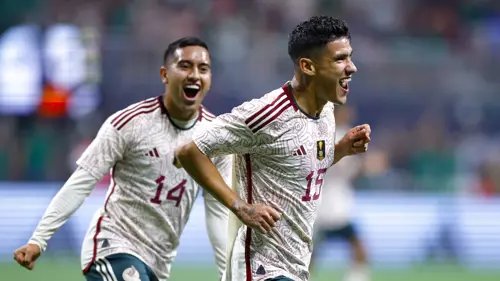 Mexico concede in injury time as Uzbekistan grab draw