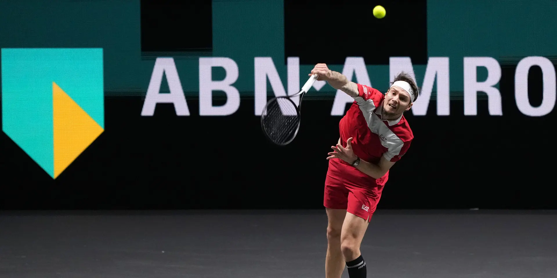 Auger-Aliassime swats aside Bublik to power into Rotterdam final