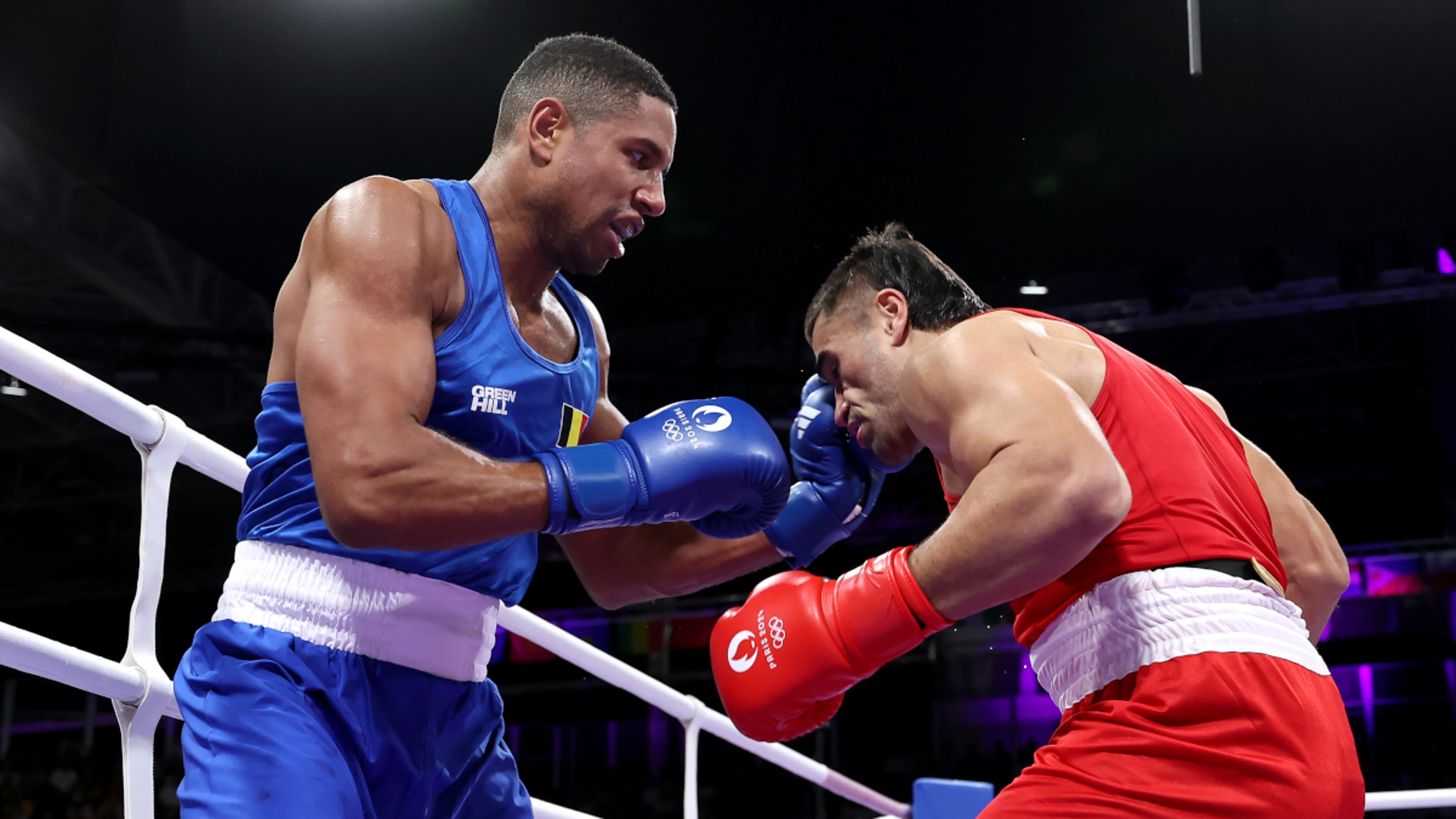 'Heavy heart': tearful Samoan boxer pays tribute to late coach