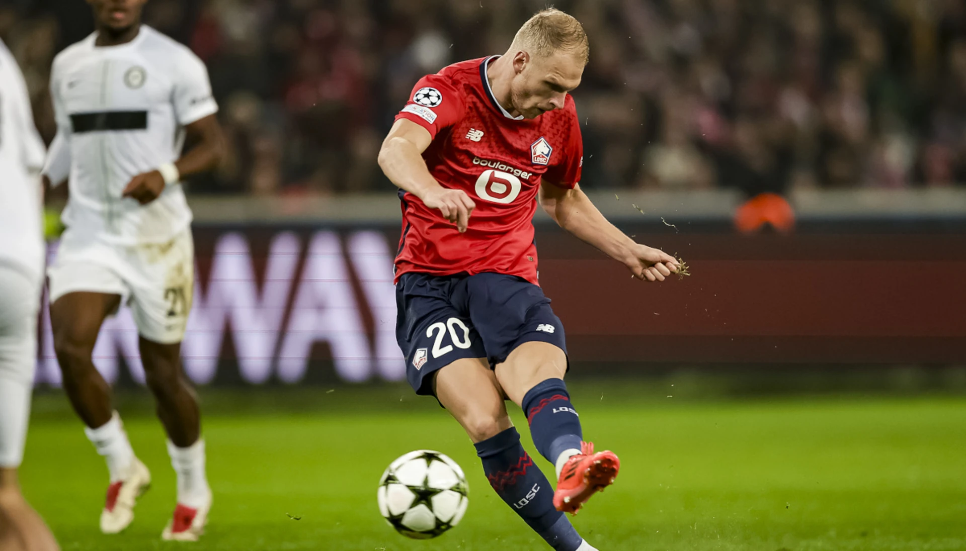 Haraldsson's late goal seals win for Lille over Sturm Graz