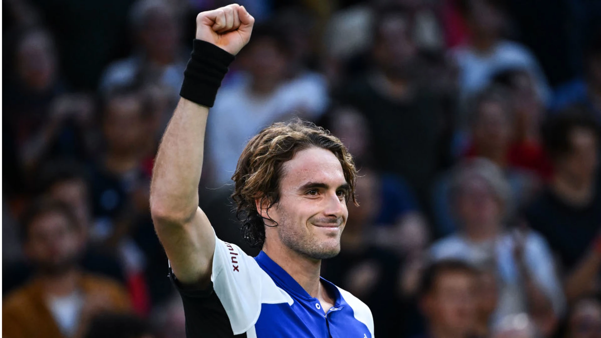 Tsitsipas keeps ATP Finals hopes alive with gritty Paris win