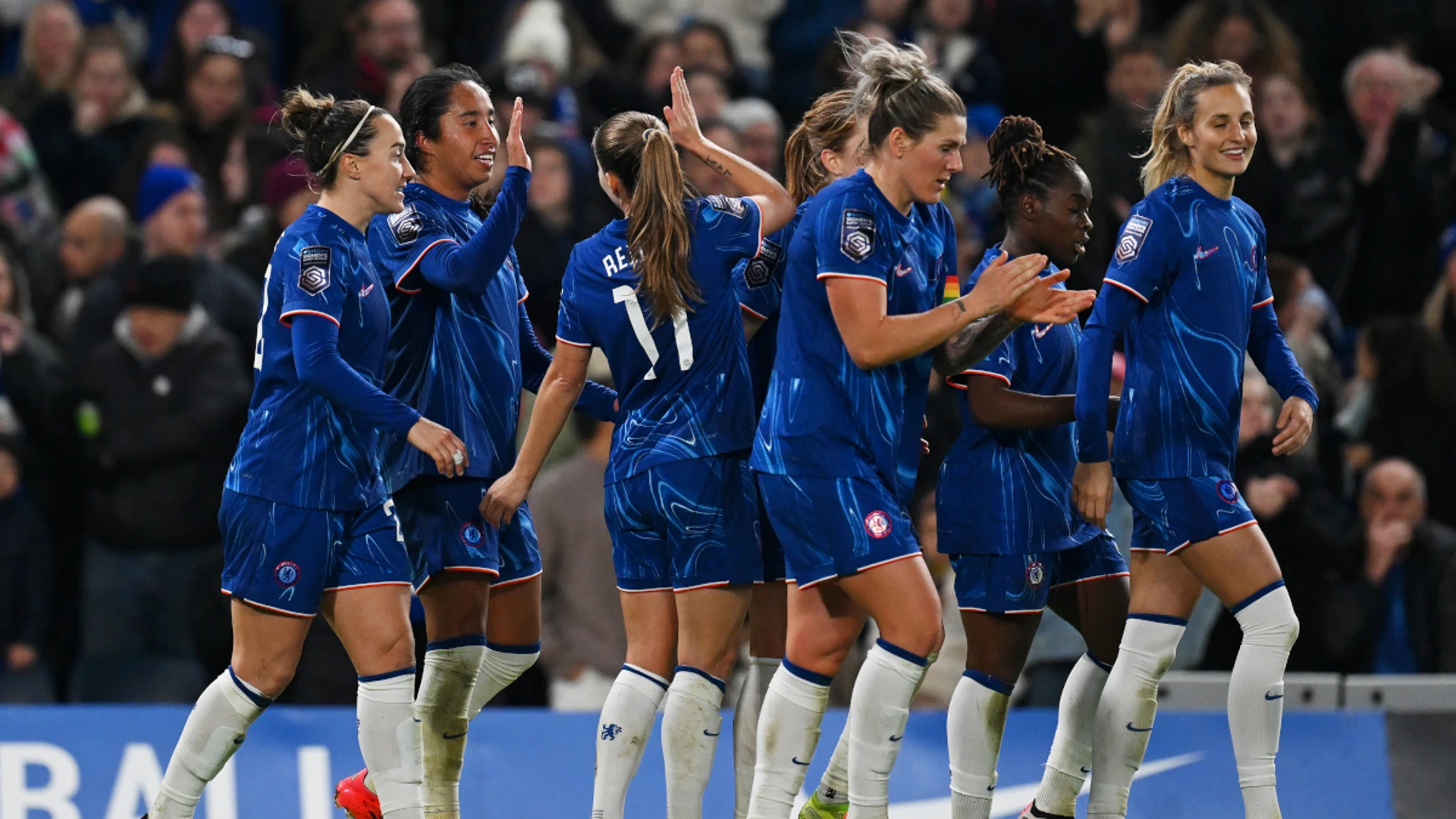 Chelsea go top of WSL with a win over Man City