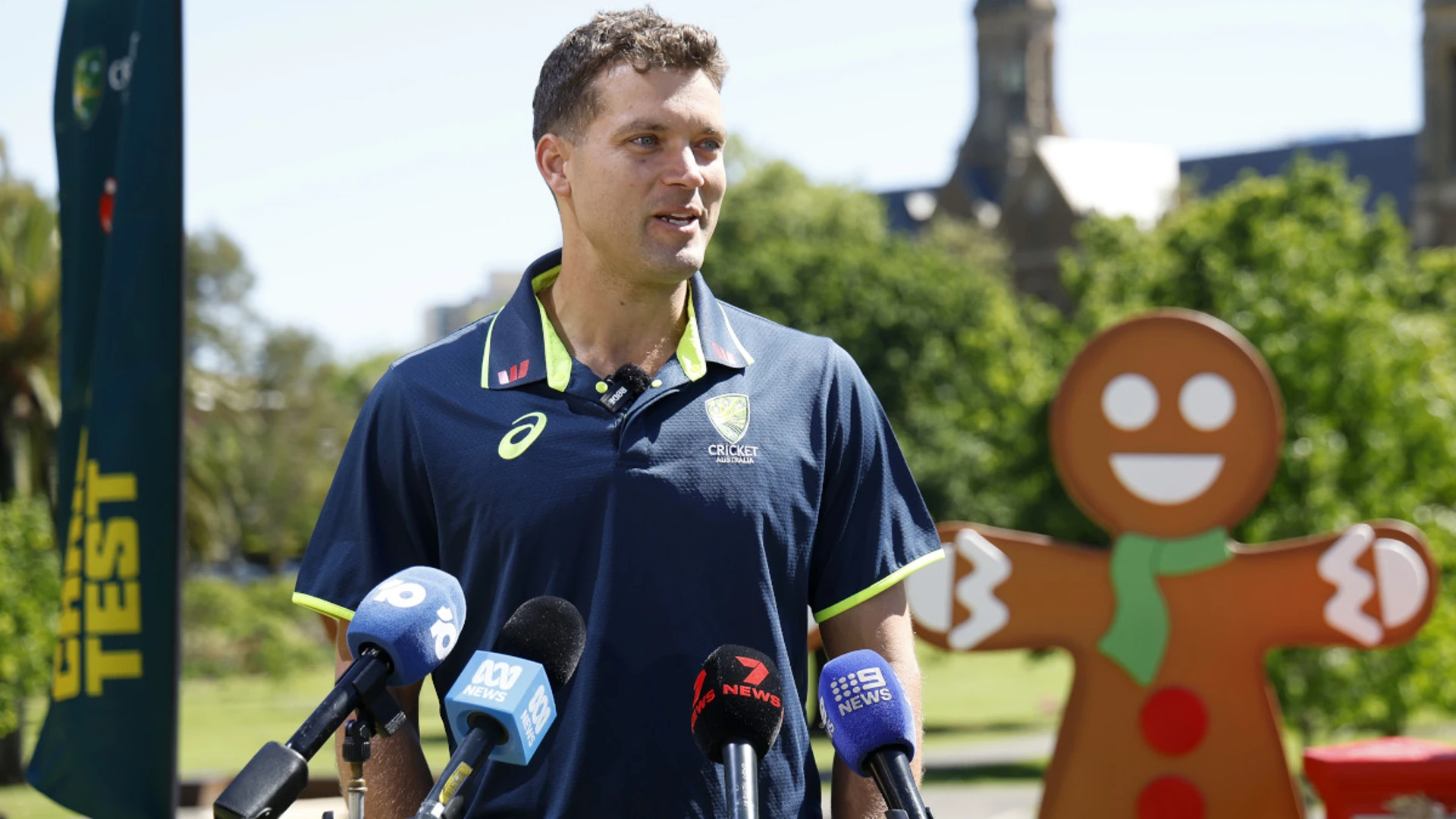 Carey hoping Australia fans can block out English taunts during Ashes