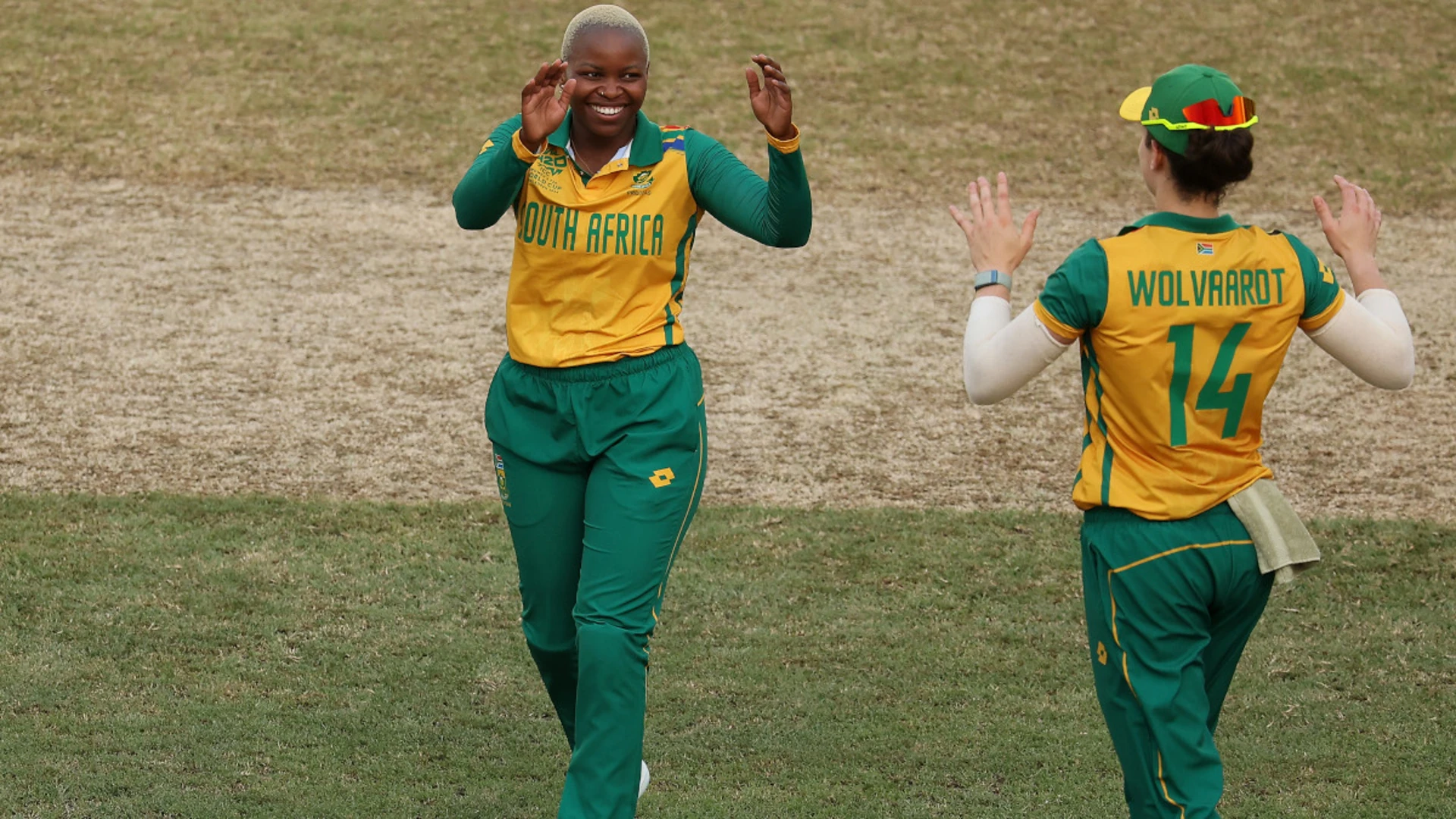 SA thrash Scotland to move towards semi finals