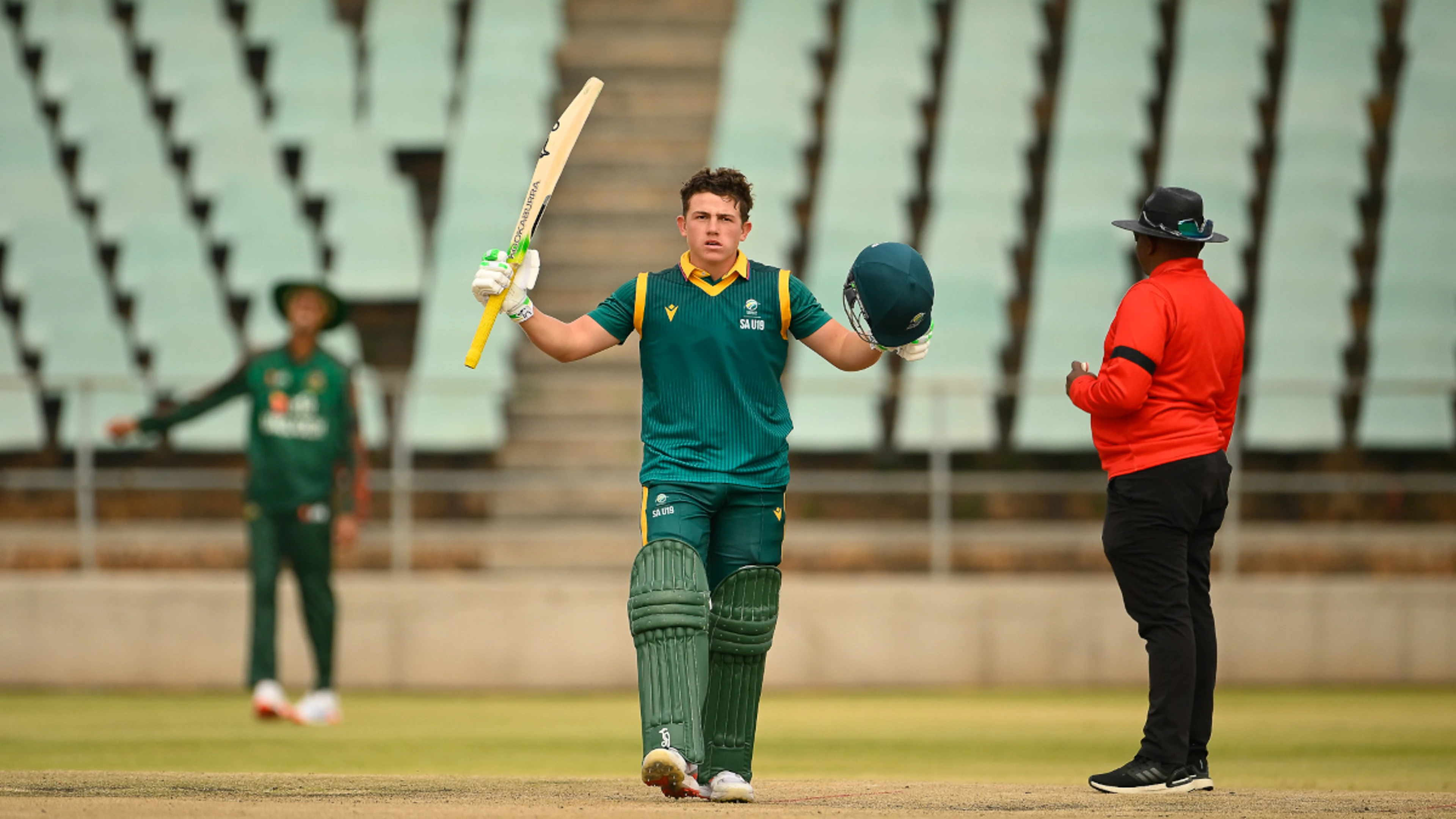 Record-breaking Van Schalkwyk stars in series finale for SA U19s