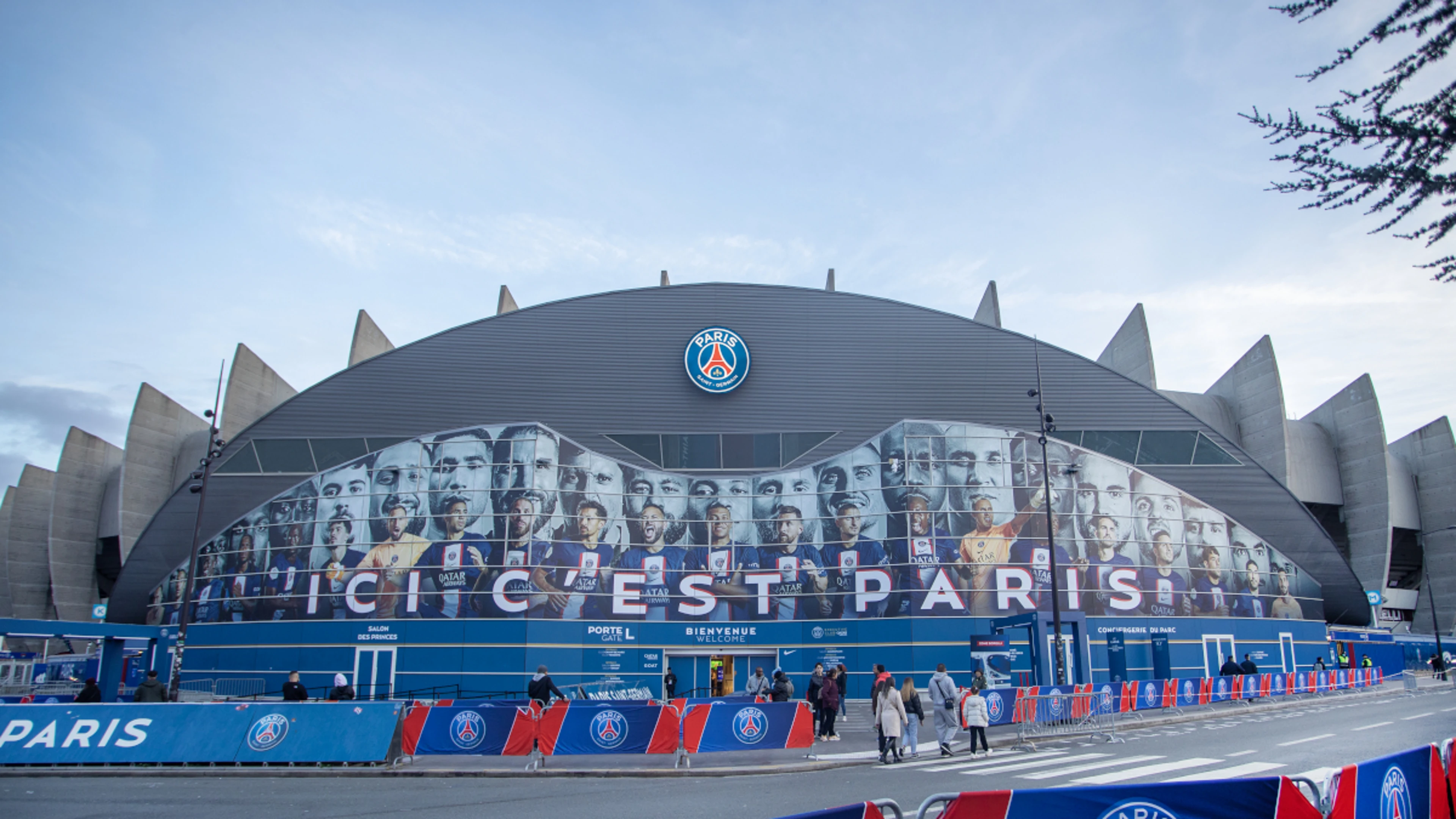 PSG set to leave Parc des Princes, says club president