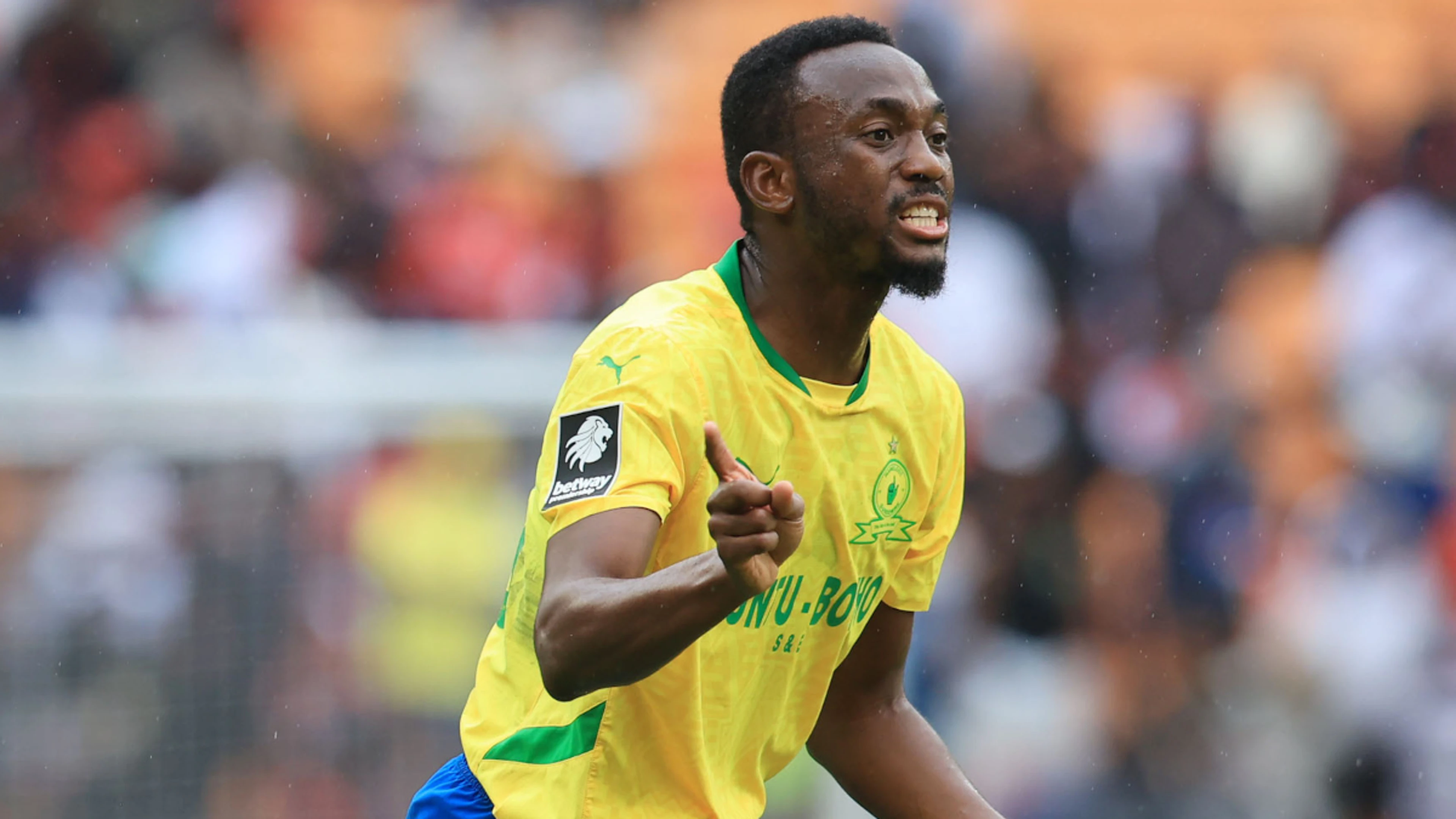 Shalulile on the brink of history