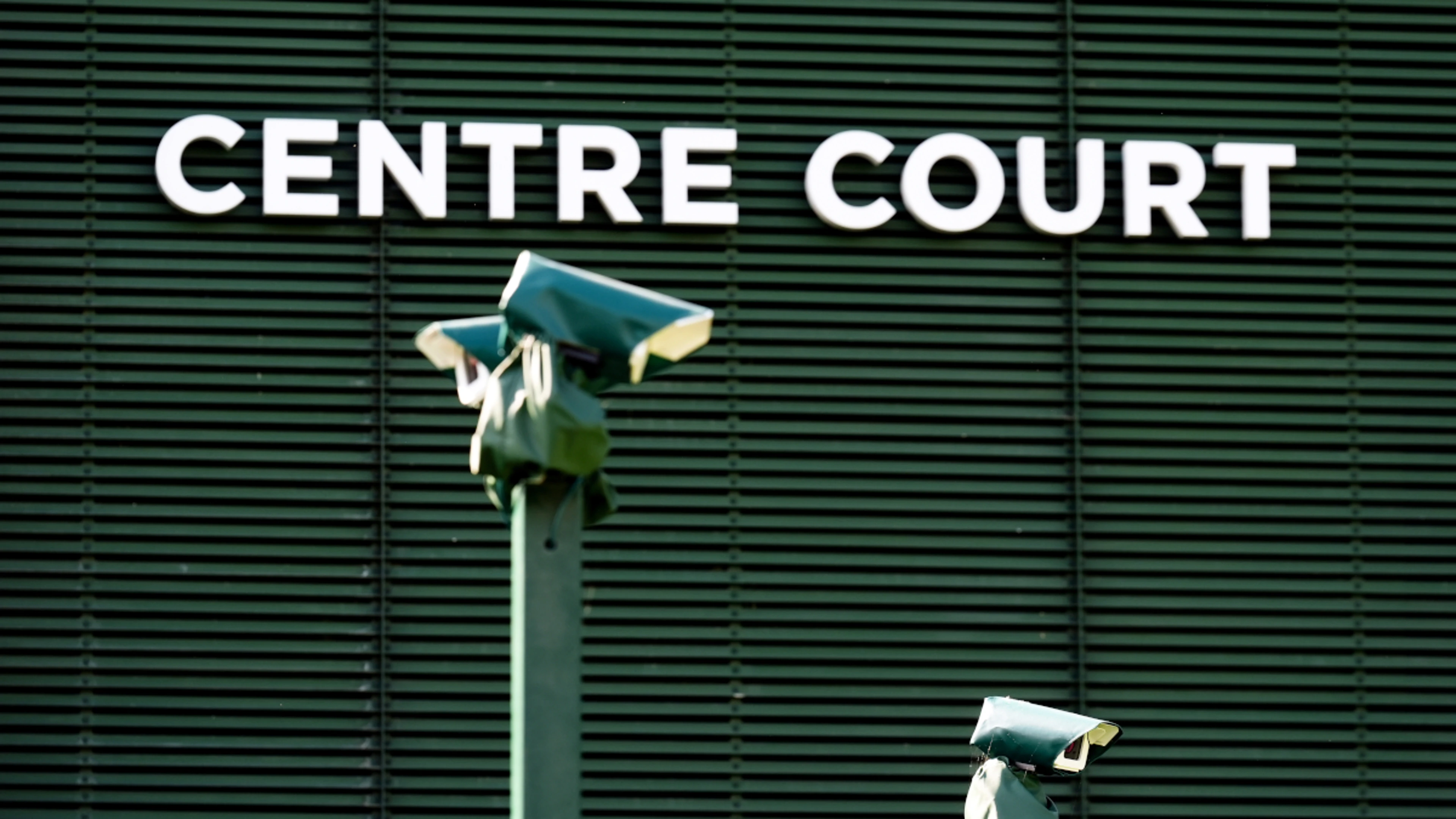 Wimbledon’s AI judges receive mixed reviews from players and fans