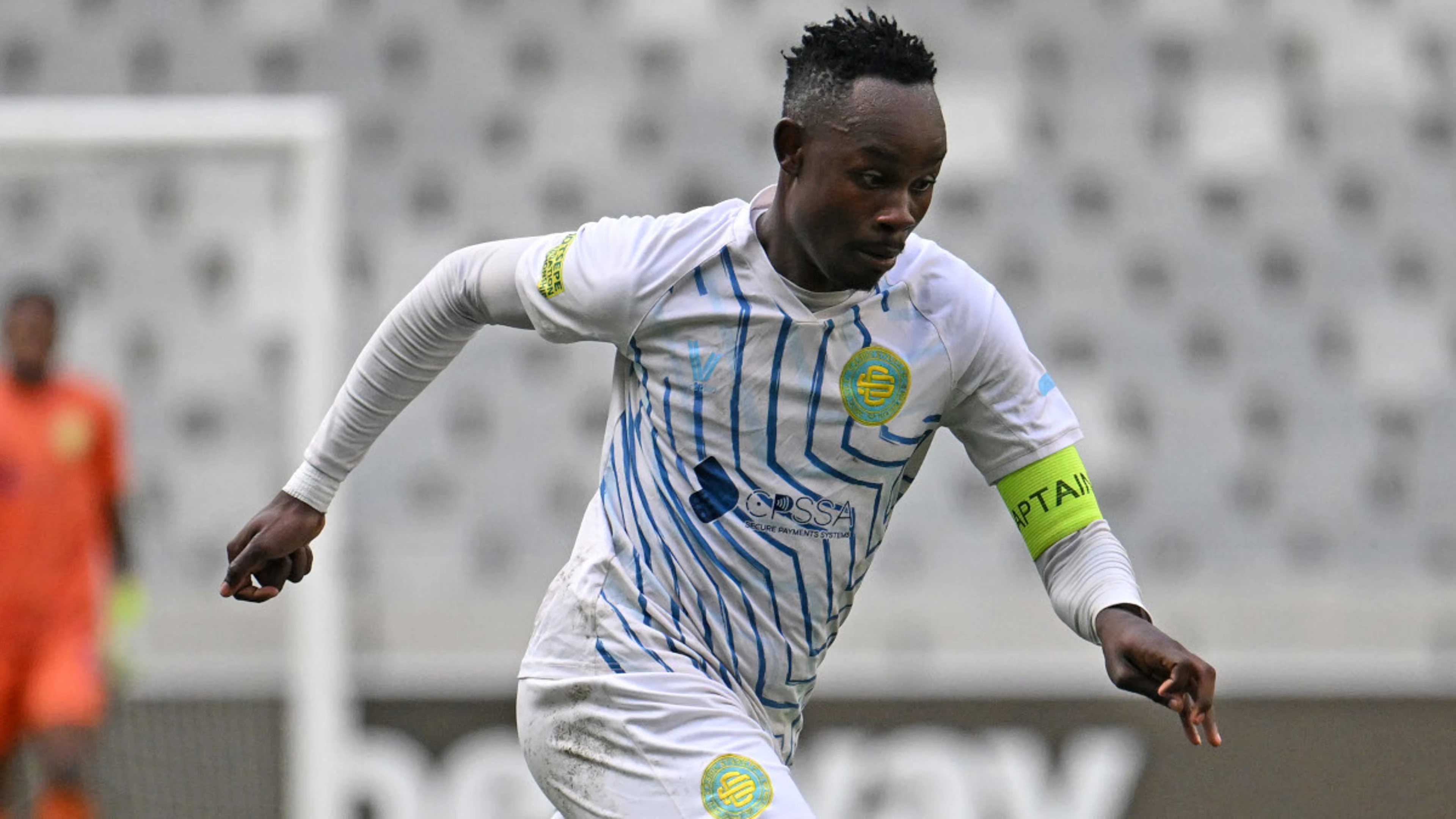 Upington City and Casric Stars win big in MFC opener