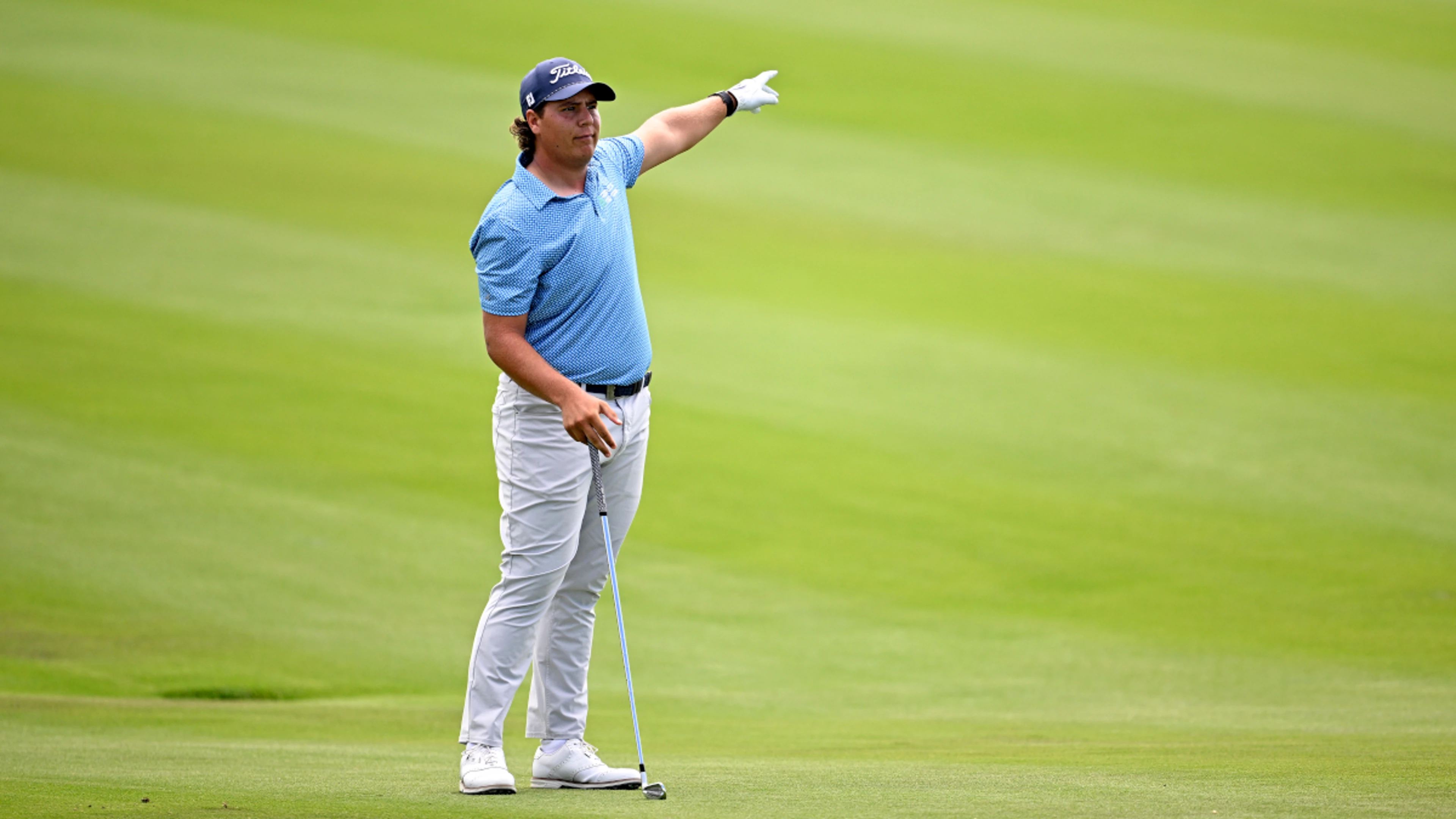 Potgieter's lead shrinks to one shot at PGA Mexico Open