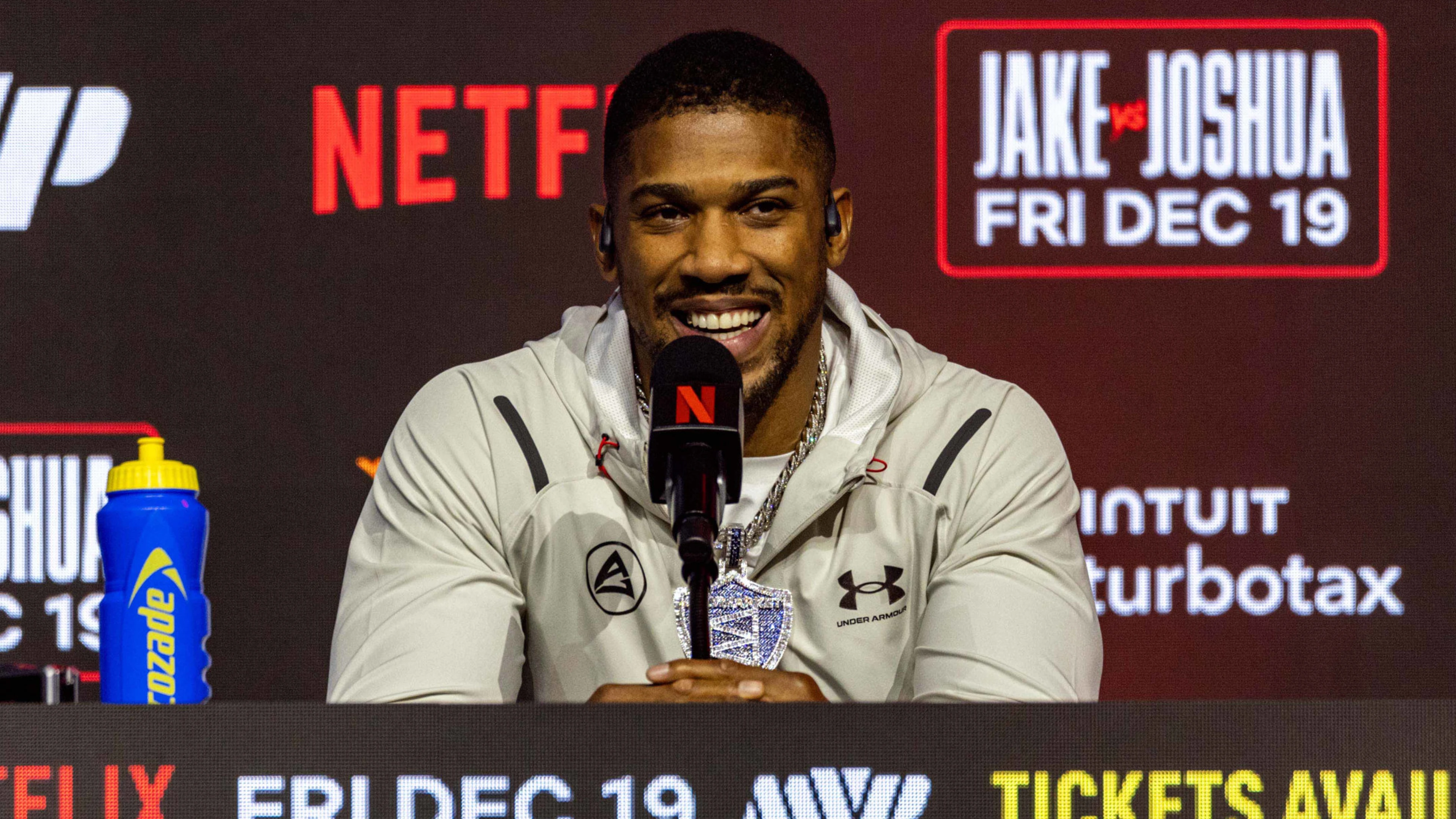 Fame and followers to the forefront as Paul faces Joshua