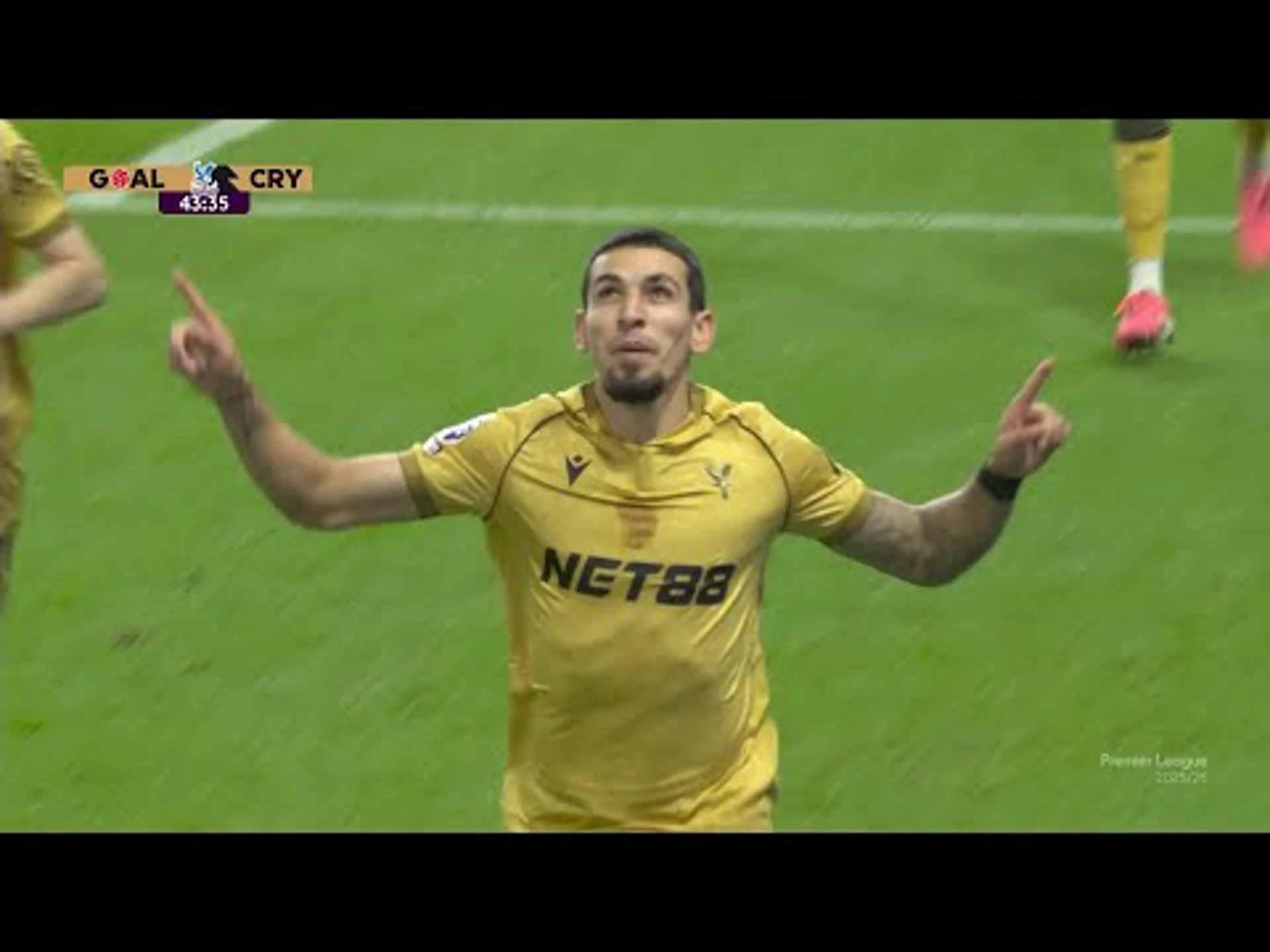 Daniel Muñoz | 44ᵗʰ Minute Goal v Burnley