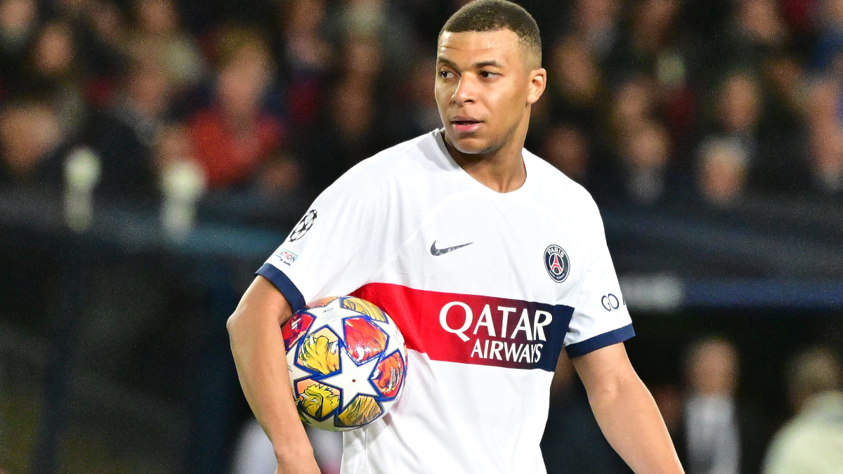 PSG closing on Ligue 1 title in treble bid